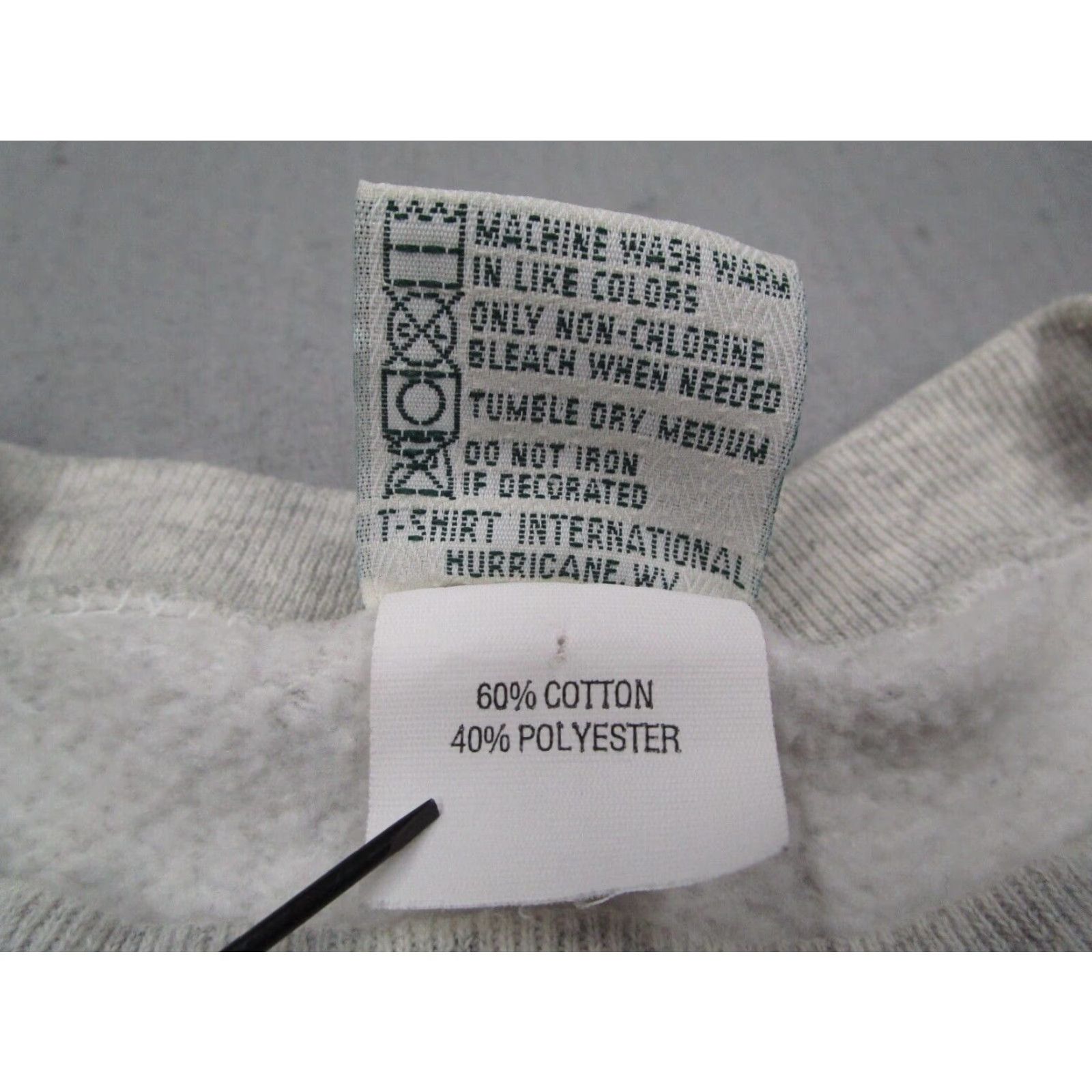 Vintage VINTAGE Briar Creek Sportswear Iowa Sweatshirt Mens XL Gray 1996 USA Cotton Polyester Fleece Crew Neck Pullover Size US XL / EU 56 / 4 - 4 Thumbnail