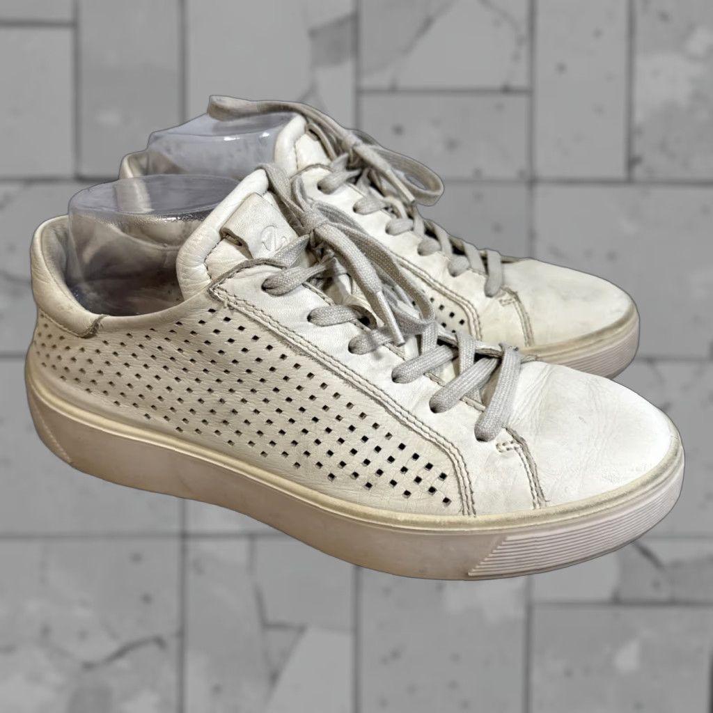 Ecco ECCO Street Tray Sneaker Women 8.5 US 39 EU Tan Leather Perforated Lightweight Cushioned Athletic Low Top Shoes Size US 9 / IT 39 - 1 Thumbnail
