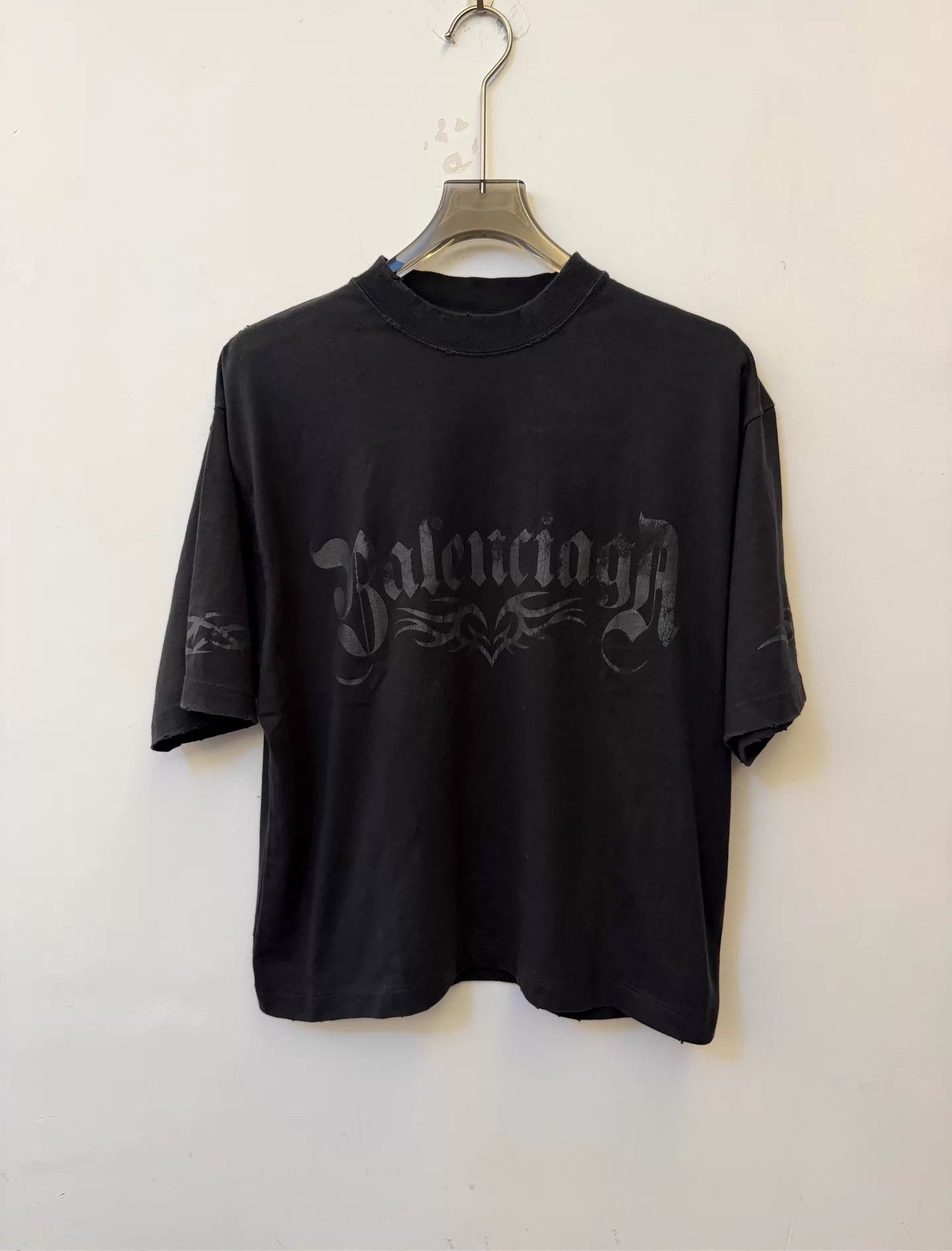 Balenciaga BALENCIAGA Women's Black XS Print Crew Short Sleeve Tee NWOT Size XS / US 0-2 / IT 36-38 - 1 Thumbnail