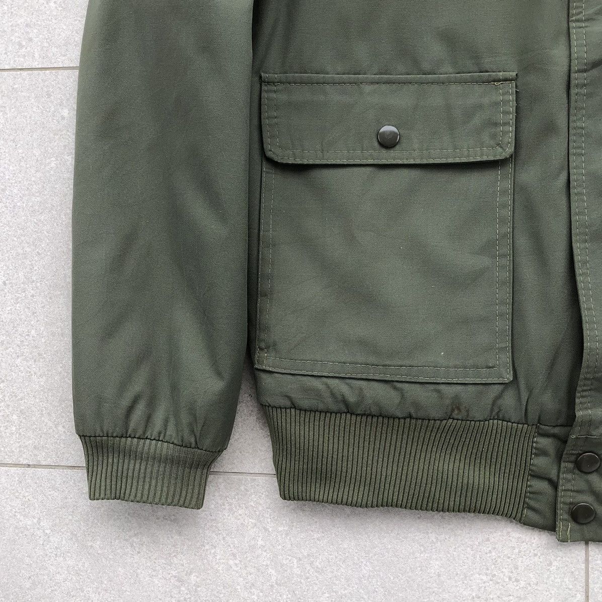 Vintage Vintage 70s Military B-10 Sherpa Flight Bomber Jacket Size US M / EU 48-50 / 2 - 4 Thumbnail