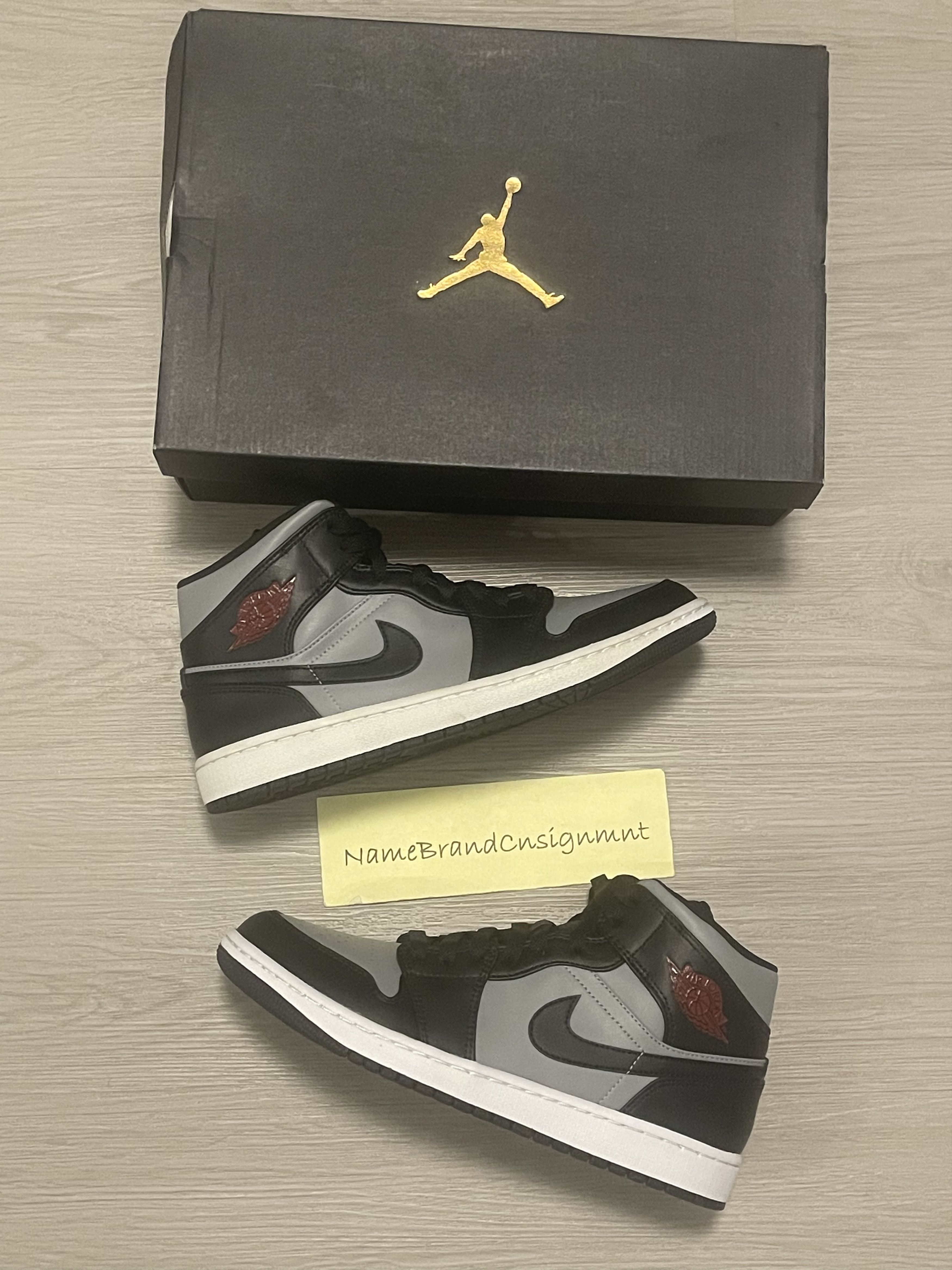 Air Jordan 1 Mid “ Shadow Red “