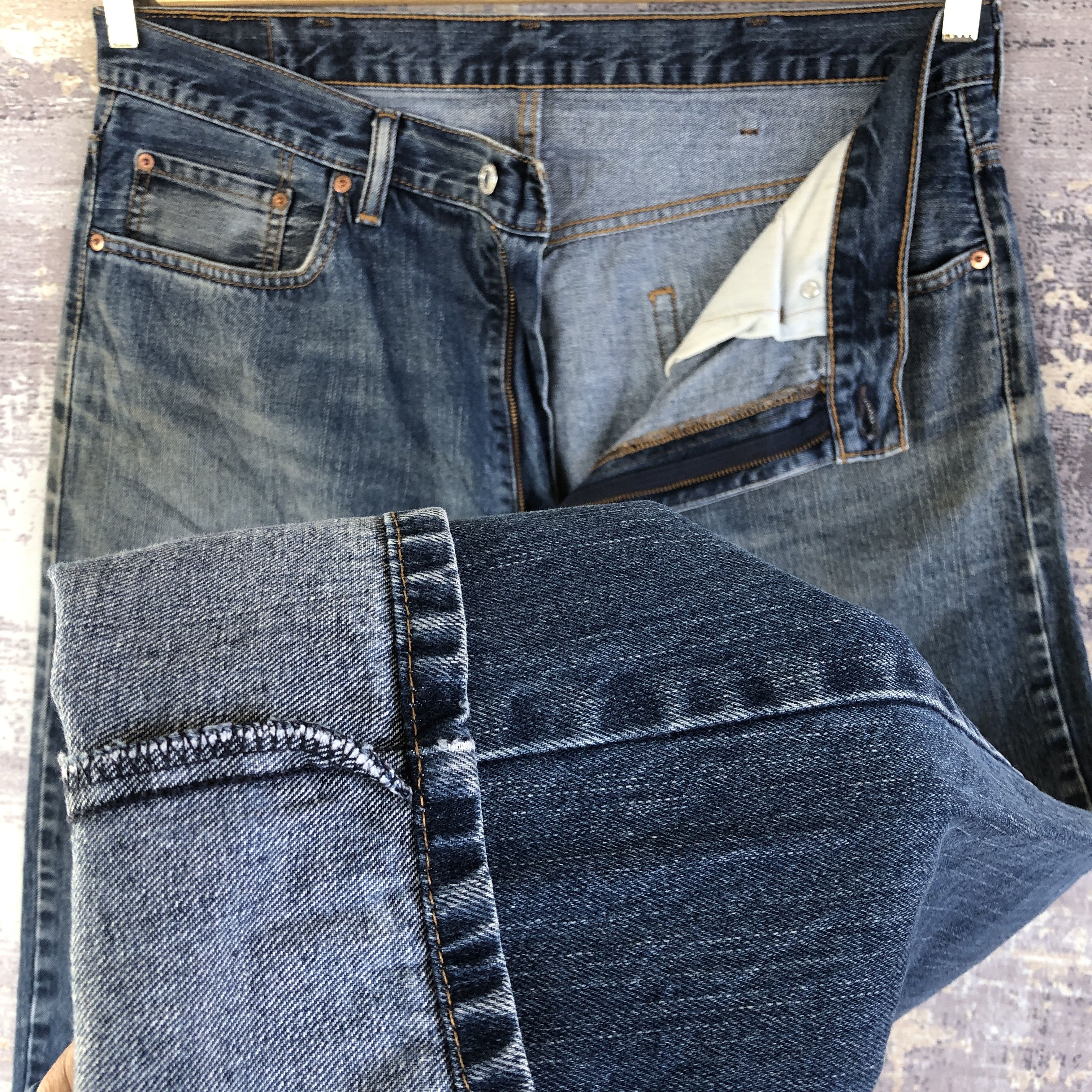 Levi's Vintage Levis 550 Ripped Blue Jeans Dirty Levi's Denim Pants Size US 36 / EU 52 - 8 Thumbnail