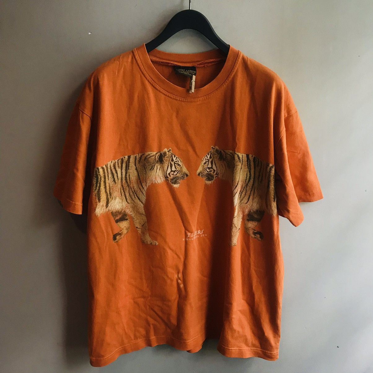 Vintage Vintage Planet Earth Tiger Tee Size US M / EU 48-50 / 2 - 2 Thumbnail
