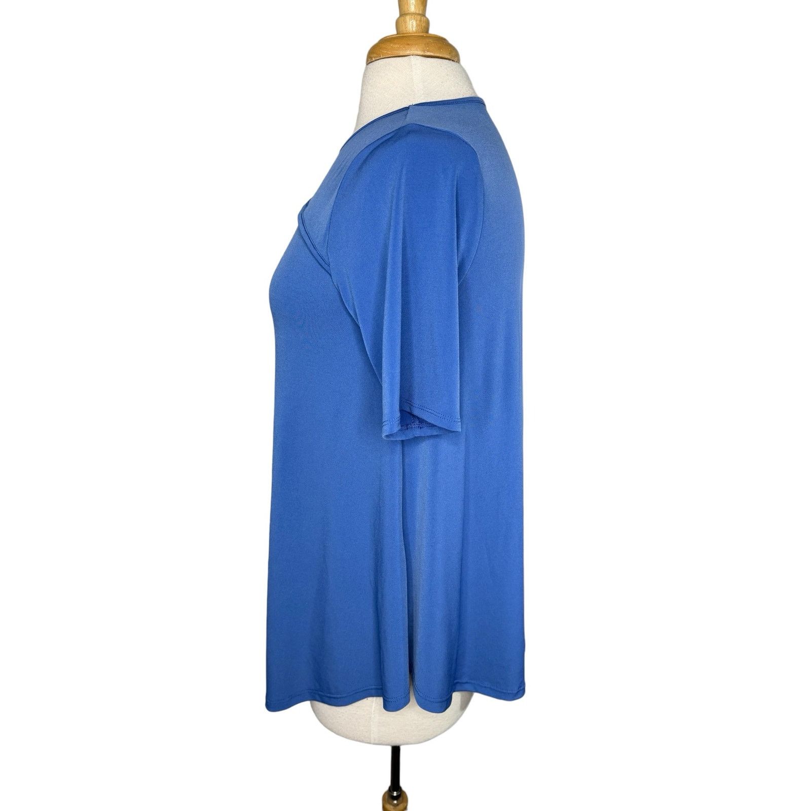 Chicos BY CHICOS Cornflower Blue Keyhole 3/4 Sleeve Top Small 0 Size S / US 4 / IT 40 - 2 Thumbnail