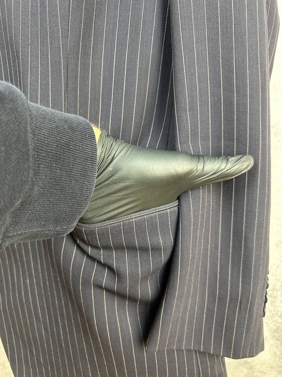 Yves Saint Laurent Yves Saint Laurent Pour Homme 90s Pinstripe Pure Wool Blazer Size 52R - 10 Thumbnail