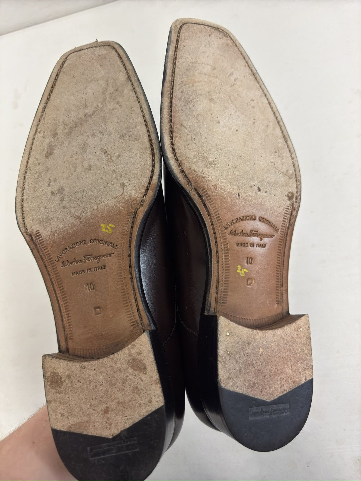 Salvatore Ferragamo Salvatore Ferragamo Square Toe Oxford Dress Shoe 10 D $900 Size US 10 / EU 43 - 7 Thumbnail