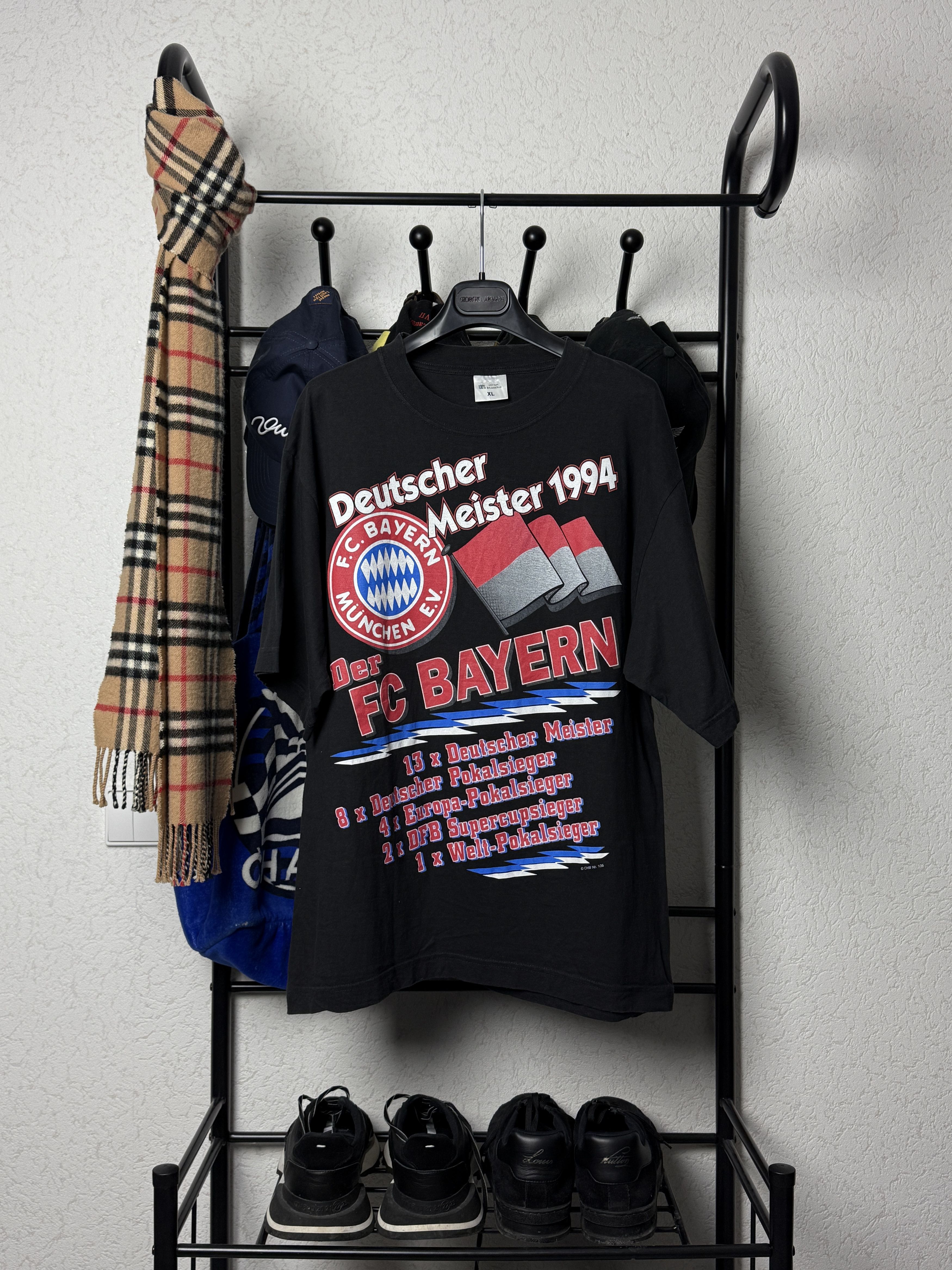 Vintage 1994 FC Bayern Tour tshirt Size US XL / EU 56 / 4 - 1 Thumbnail