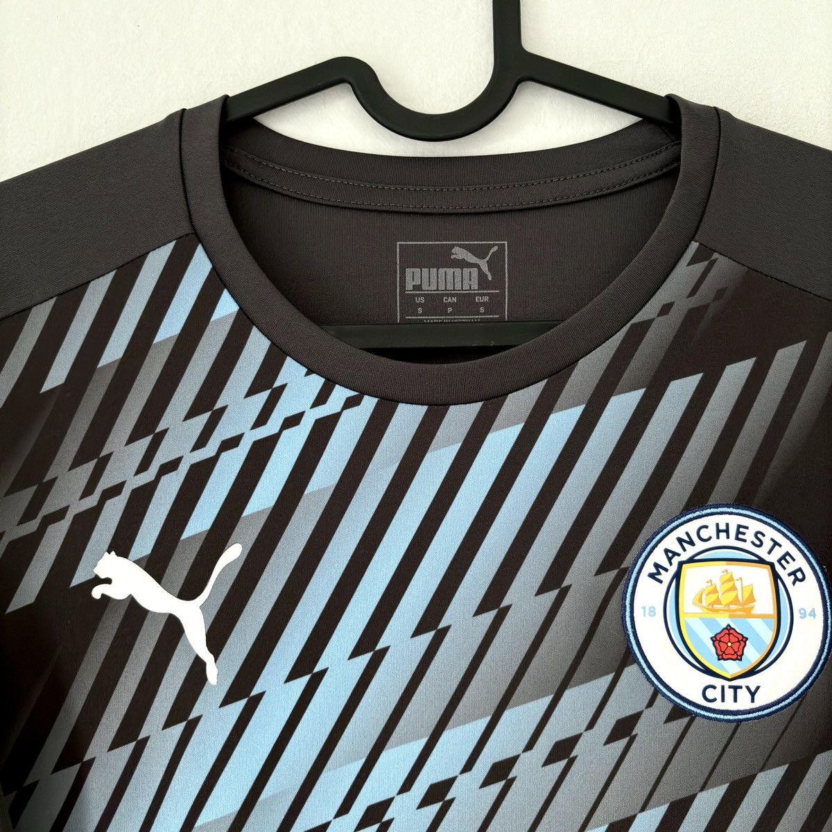 Puma 2019 2020 Manchester City Puma Training Kit Soccer Jersey FC Size US S / EU 44-46 / 1 - 3 Thumbnail