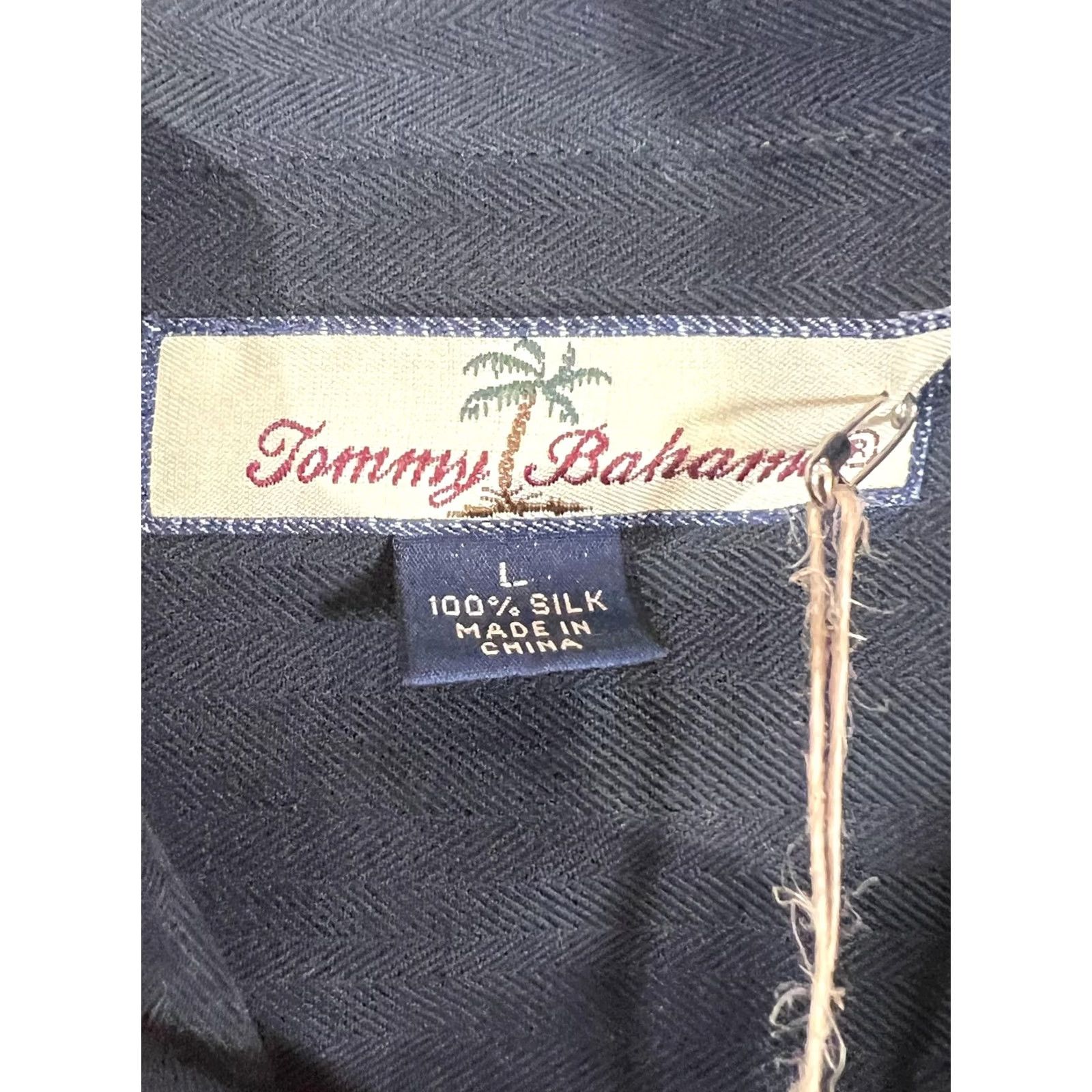 Tommy Bahama VINTAGE Tommy Bahama Shirt Mens Large Silk 2004 Club Sarasota Embroidered 00s Size US L / EU 52-54 / 3 - 4 Thumbnail
