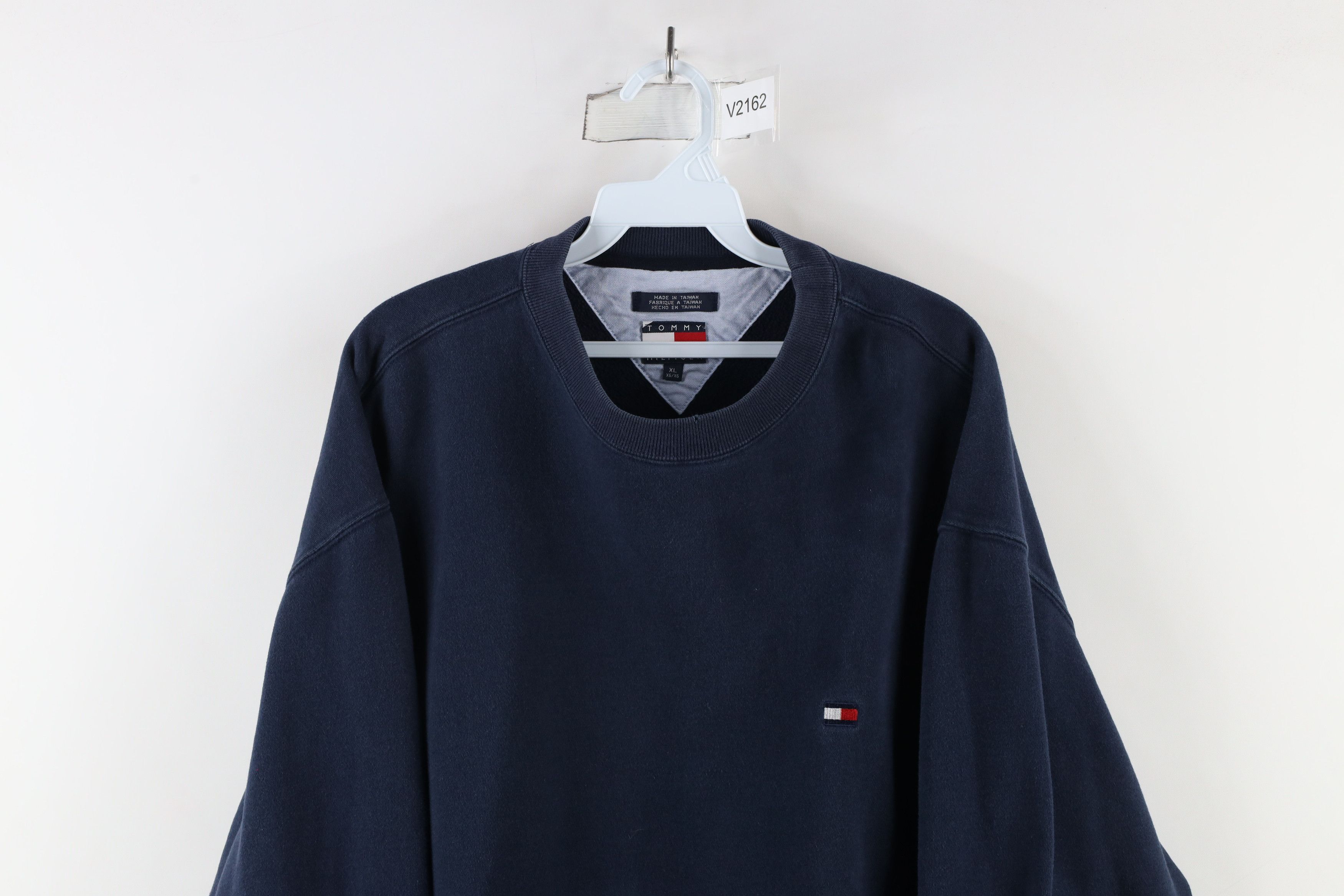Tommy Hilfiger × Vintage Vintage 90s Tommy Hilfiger Heavyweight Crewneck Sweatshirt Size US XL / EU 56 / 4 - 2 Thumbnail