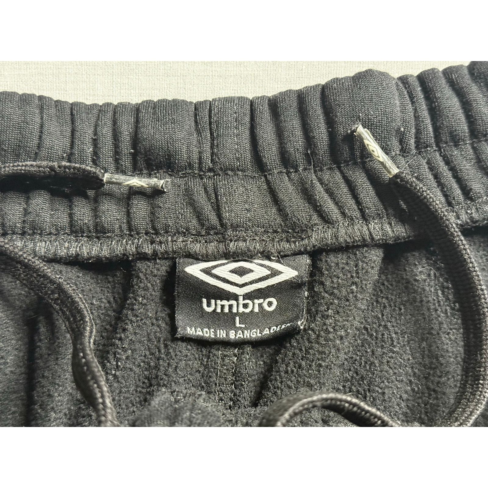 Umbro Umbro Multi-pocket Cargo Athletic Sweatpants Large Size US 35 - 4 Thumbnail