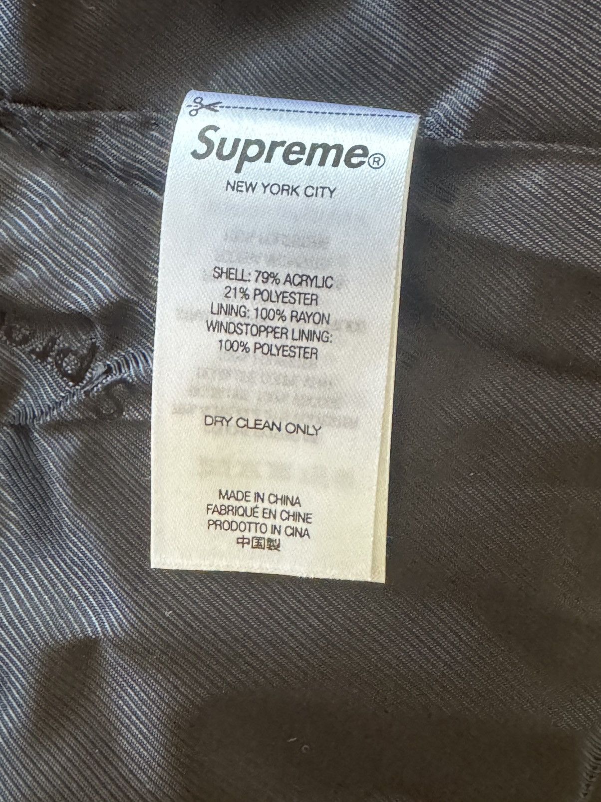 Supreme Supreme croc faux fur overcoat Size US S / EU 44-46 / 1 - 7 Thumbnail
