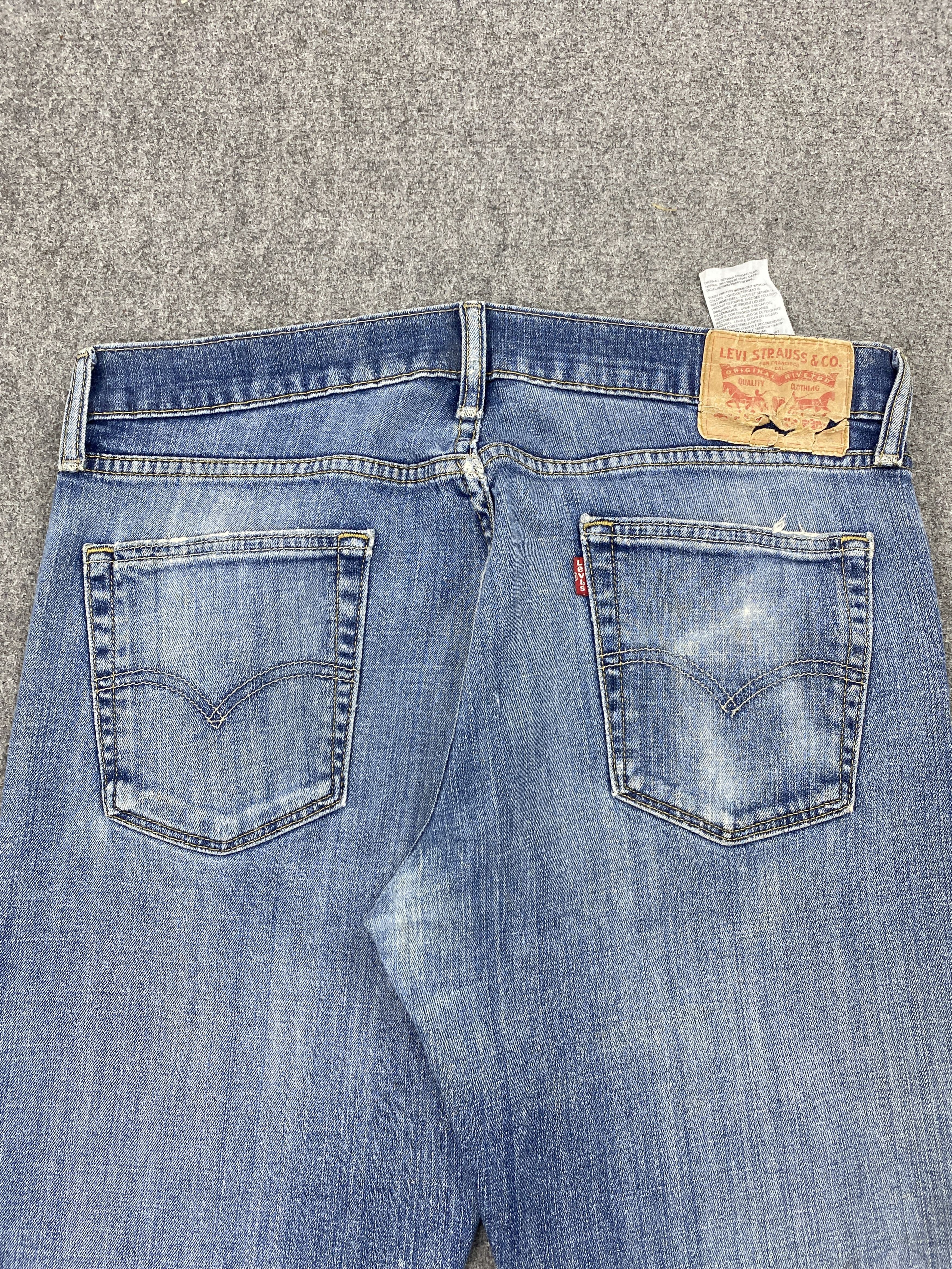 Levi's × Vintage Faded Blue Vintage Levi's 514 Jeans DP2330 Size US 33 - 4 Thumbnail