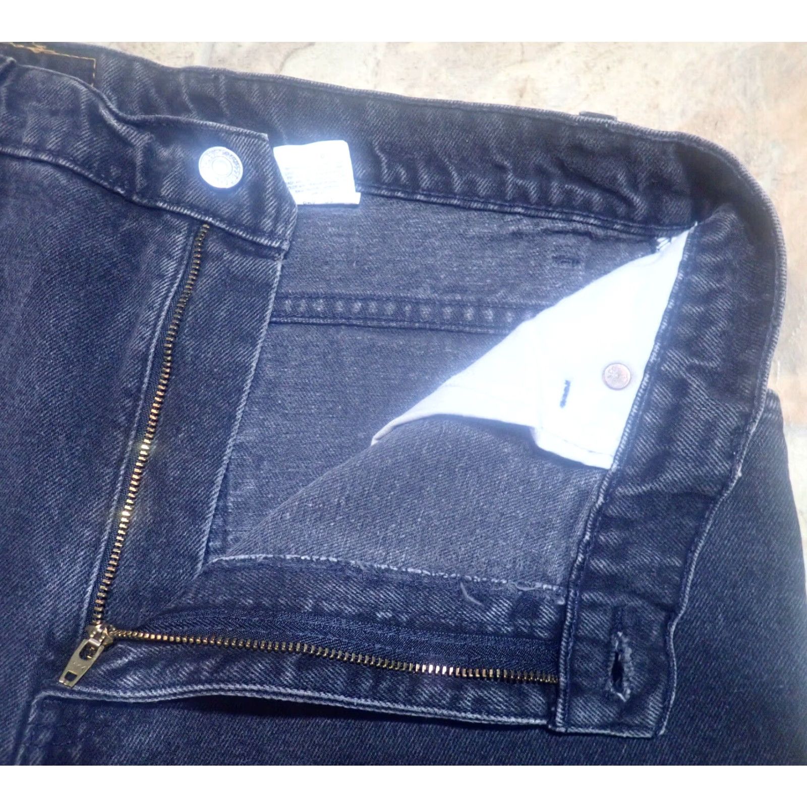 Levi's Vintage Levi's 90s Relaxed Fit Taper Leg Mom Jeans Size 14 High Waist Blue Denim 30 Inseam Women's Size 33" - 7 Thumbnail