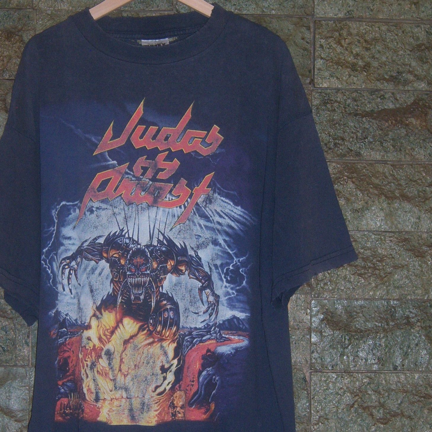 Band Tees × Tultex × Vintage 1998 Judas Priest Jugulator World Tour Distressed Size US XL / EU 56 / 4 - 2 Thumbnail