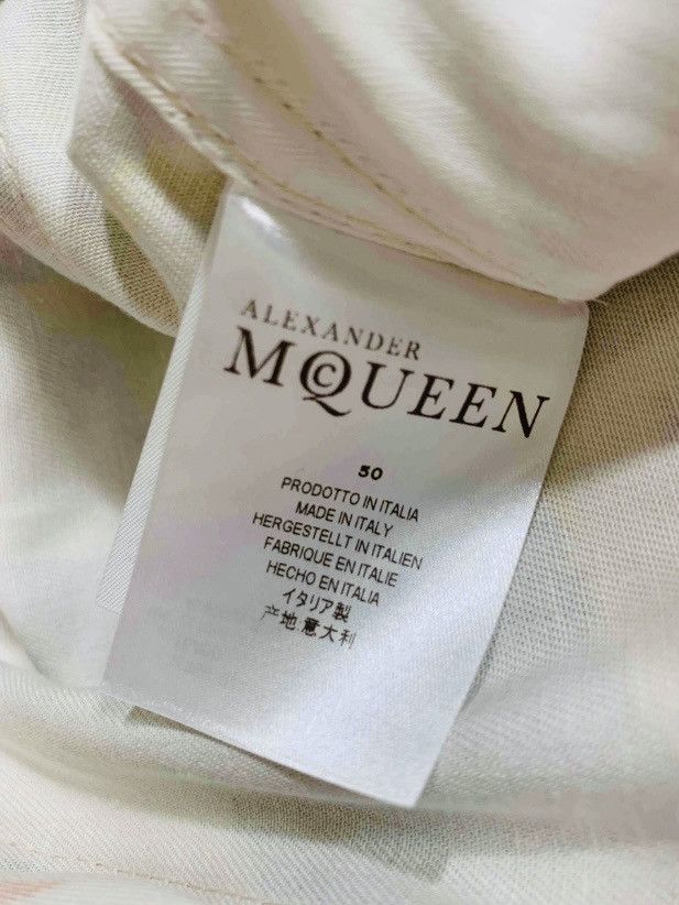 Alexander McQueen Alexander McQueen 🇮🇹 tropical sunrise walking shorts 50 NEW Size US 34 / EU 50 - 6 Thumbnail