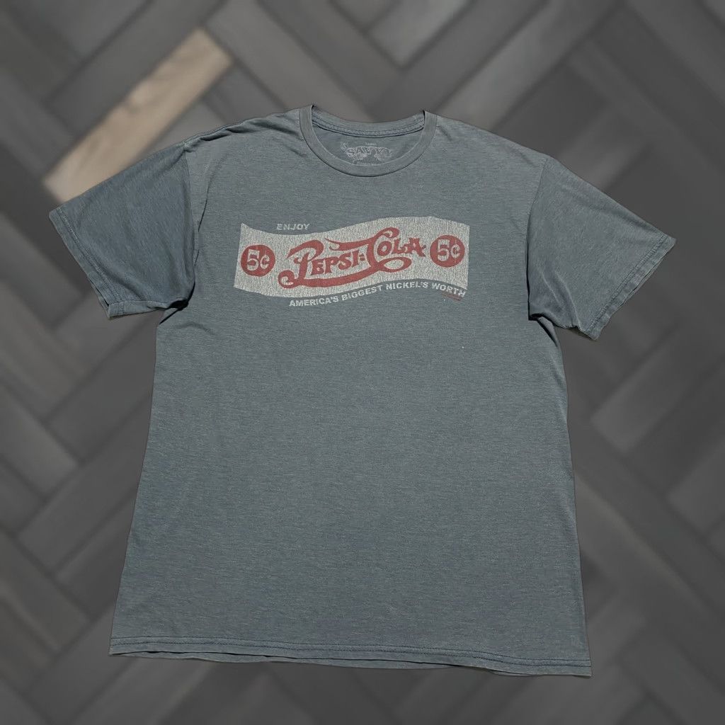 Etro VINTAGE Pepsi-Cola Shirt Mens Large Blue Graphic Savvy T-Shirt Crew Neck Short Sleeve Retro 5 Cent 50/50 Polyester Cotton Logo Size US L / EU 52-54 / 3 - 1 Thumbnail
