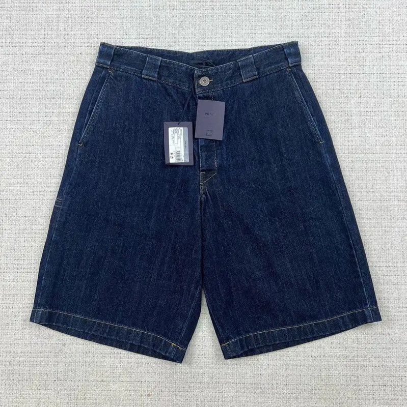 Prada Prada Logo Cotton Summer Shorts for Men Size US 30 / EU 46 - 1 Thumbnail