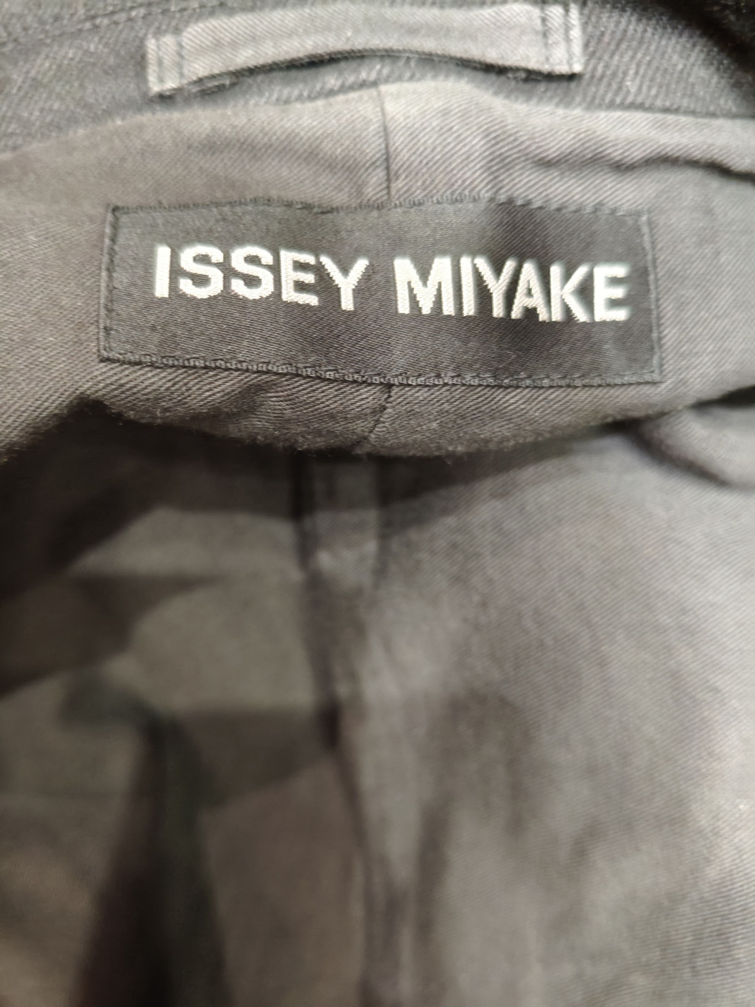 Issey Miyake Issey Miyake Men: Jacket ME33FD058 Size US M / EU 48-50 / 2 - 4 Thumbnail