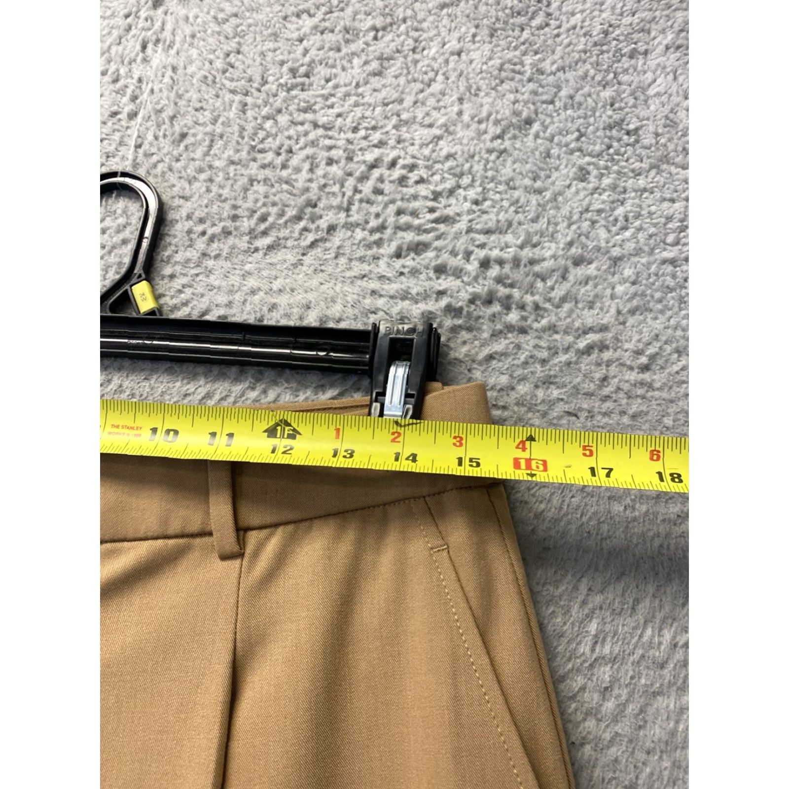 Uniqlo Uniqlo Pants Women Gold Pleated Wide-Leg 31x32 Adult Regular Wide-Leg Dress Pants Womens Size 24" / US 00 / IT 34 - 3 Thumbnail