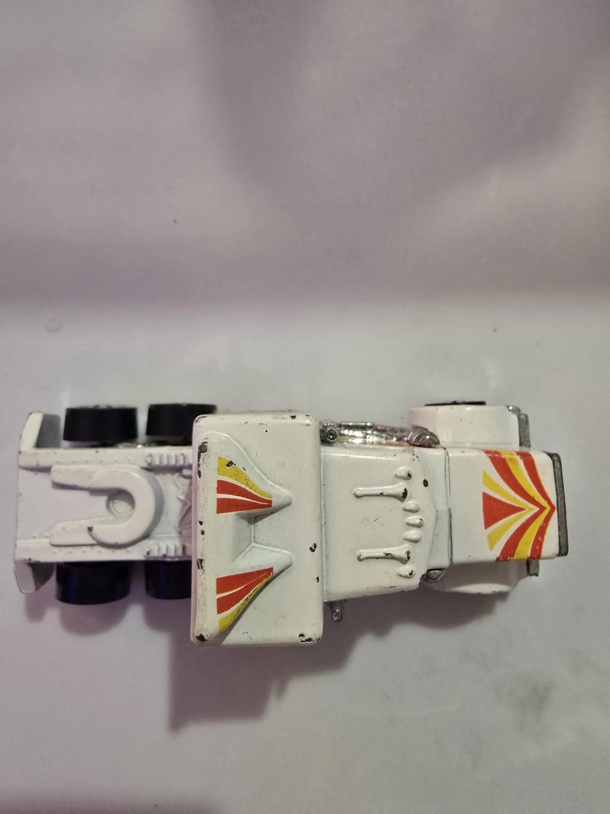 Other Rare Vtg 1982 Hot Wheels LONG SHOT Kenworth Semi Truck Cab Size ONE SIZE - 3 Thumbnail