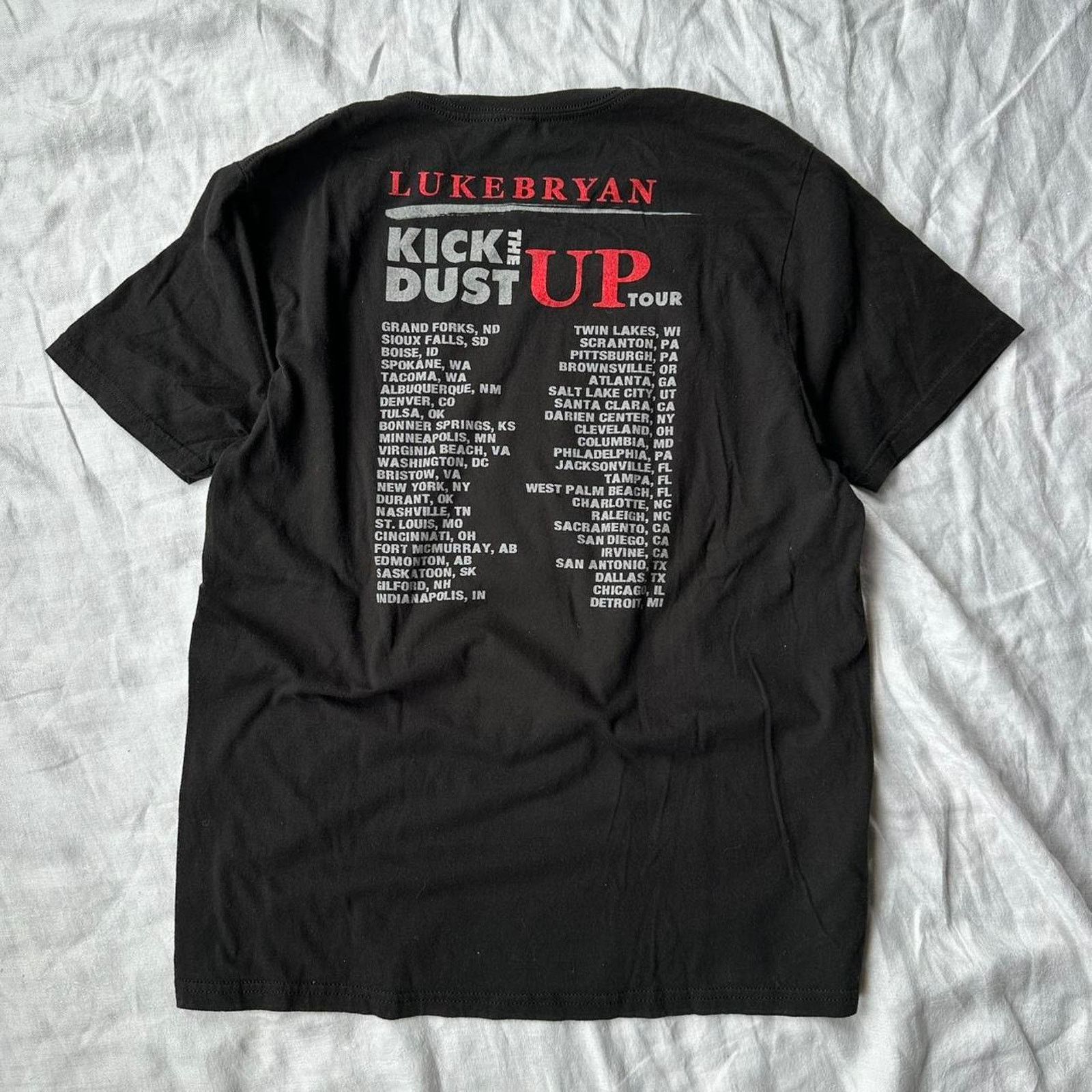 Band Tees Luke Bryan Kick The Dust Up Country Music Tour Shirt Size US L / EU 52-54 / 3 - 6 Thumbnail