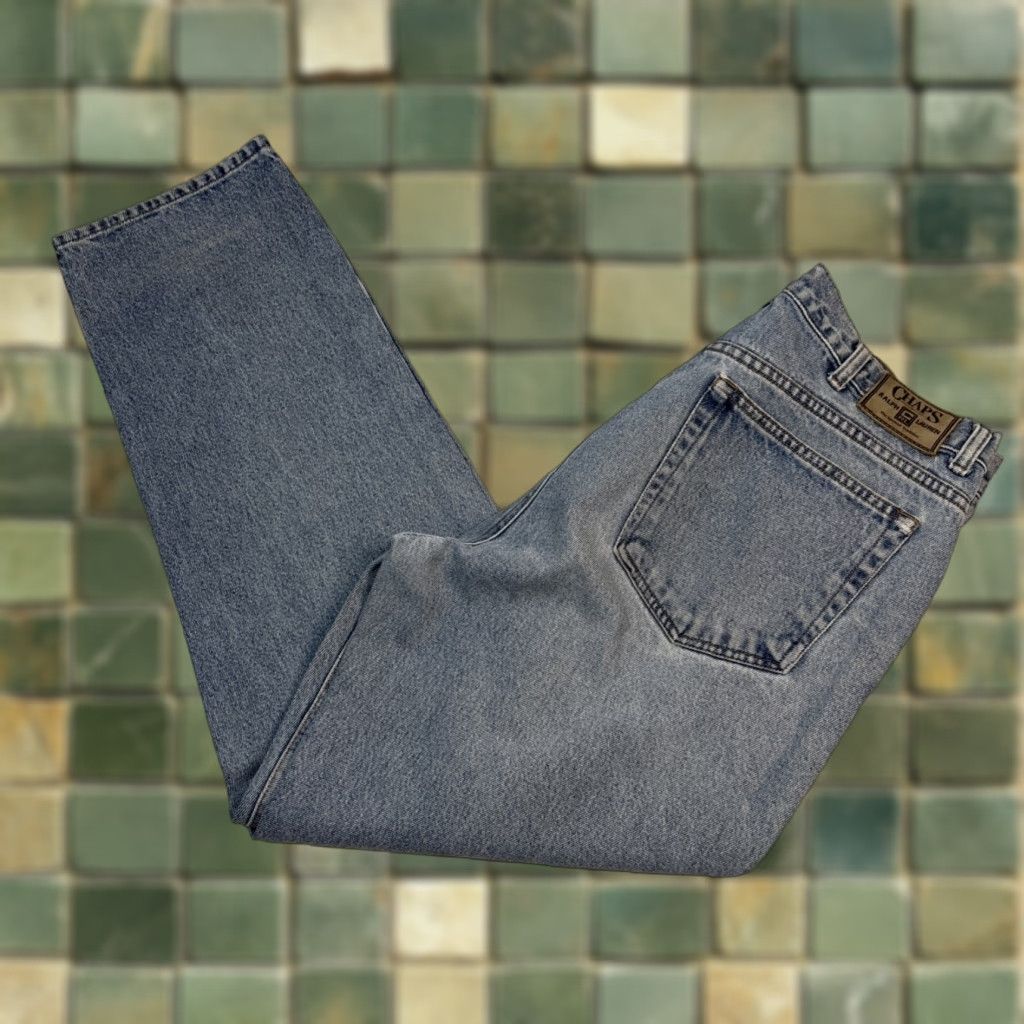 Chaps VINTAGE Chaps Ralph Lauren Jeans Men 36x30 Wide-Leg Distressed Blue Distressing Wide-Leg Jeans Men's 36 Inseam 30 Gender: Mens Size US 36 / EU 52 - 1 Thumbnail