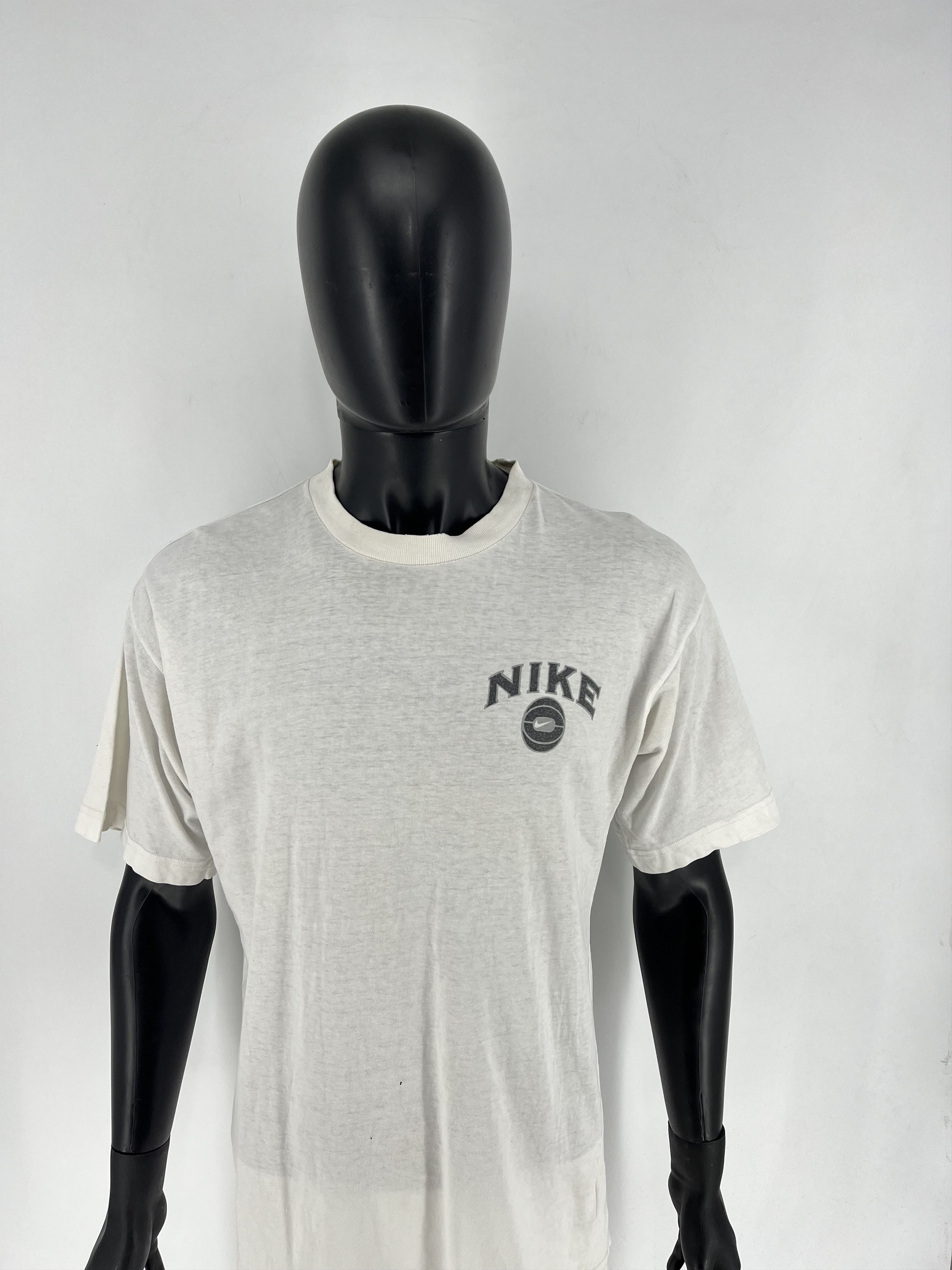 Other Vintage 90s Nike Basketball T-Shirt Big Swoosh Logo Y2K Size US L / EU 52-54 / 3 - 6 Thumbnail