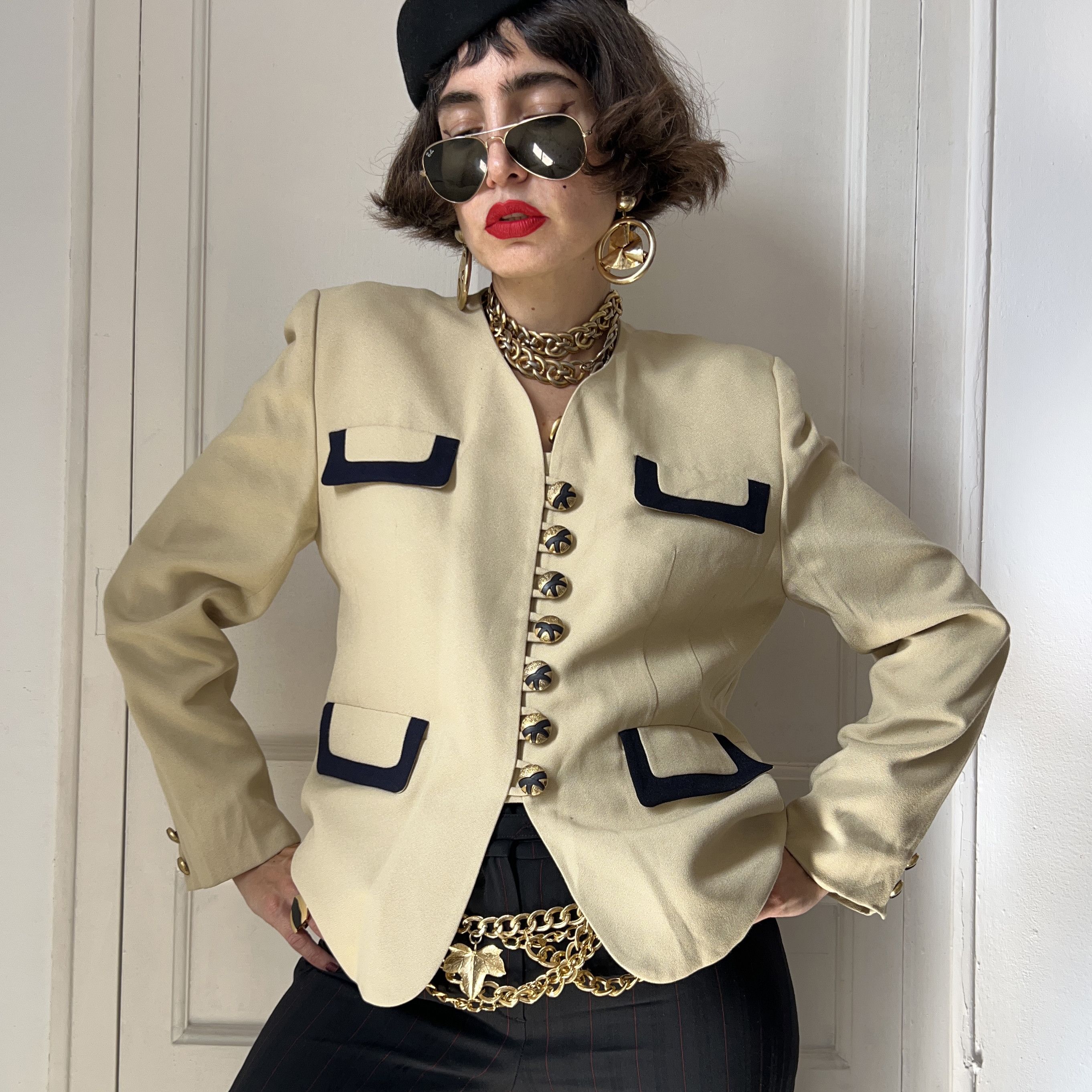 Vintage Vintage 90s Beige Collarless Blazer Navy Blue Trim Size XL / US 12-14 / IT 48-50 - 3 Thumbnail