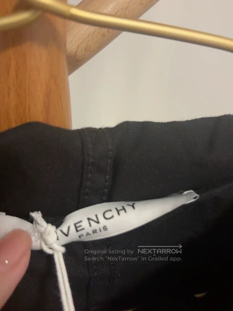 Givenchy Givenchy Black Labeled Logo Sweatshirt Size US XS / EU 42 / 0 - 4 Thumbnail