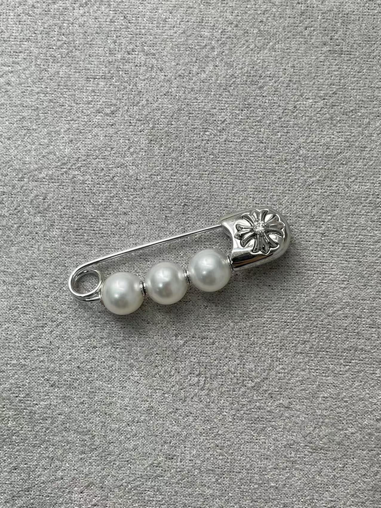Chrome Hearts Chrome Hearts Mikimoto 18K White Gold Pearl Safety Pin Size ONE SIZE - 7 Thumbnail
