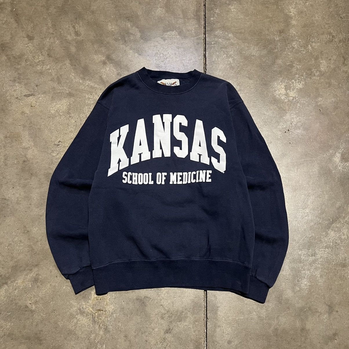 Vintage Vintage Kansas School Medicine College Crewneck Sweatshirt Size US S / EU 44-46 / 1 - 1 Thumbnail