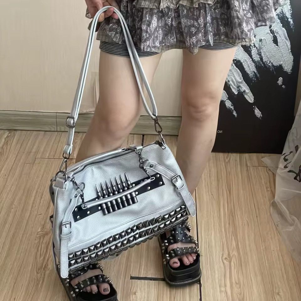 Other Handmade Y2K Spice Girl Punk Shoulder Bag – Skull Rivets Size ONE SIZE - 4 Thumbnail