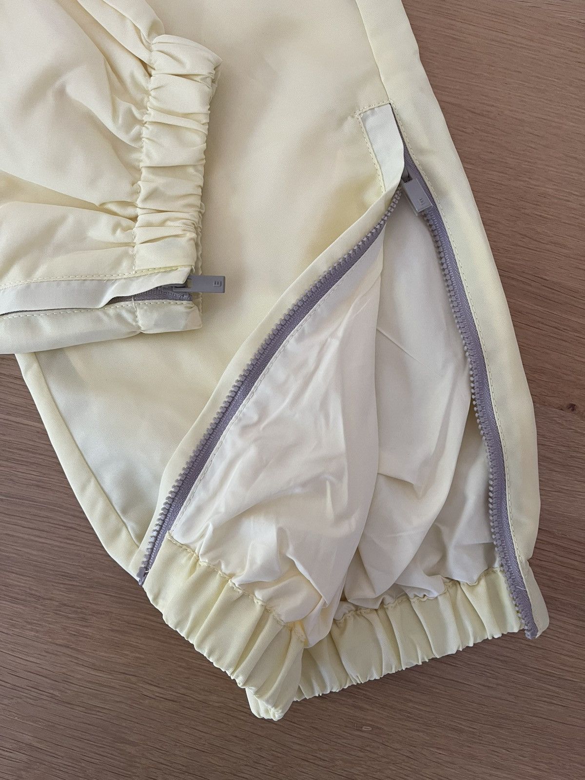 Fear of God Fear of God Essentials Fall 2022 CANARY Nylon Track Pants XS Size US 30 / EU 46 - 7 Thumbnail