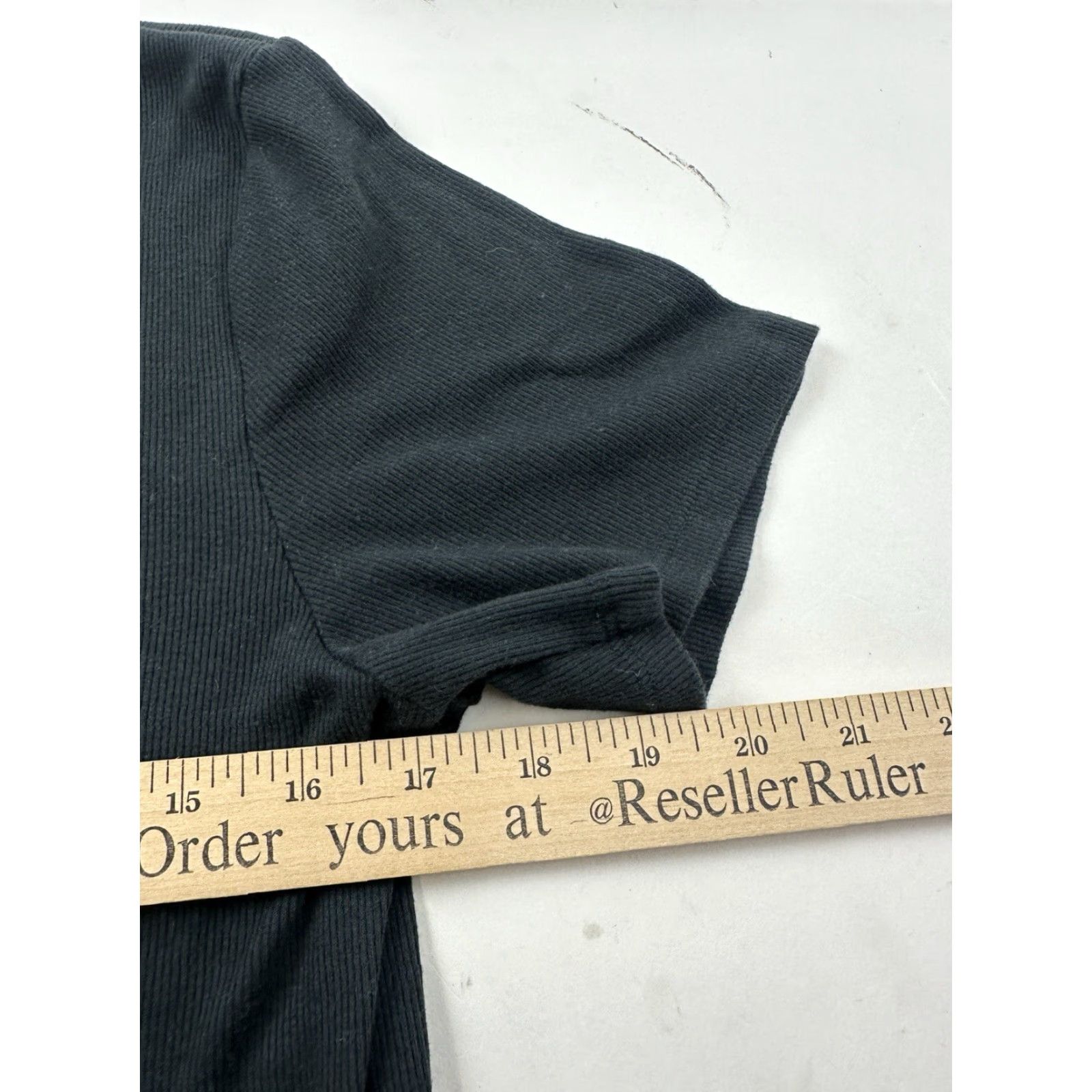 Levi's Levi's Women's Black Ribbed Cotton Short Sleeve Pullover T-Shirt XL Classic Casual Size XL / US 12-14 / IT 48-50 - 6 Thumbnail