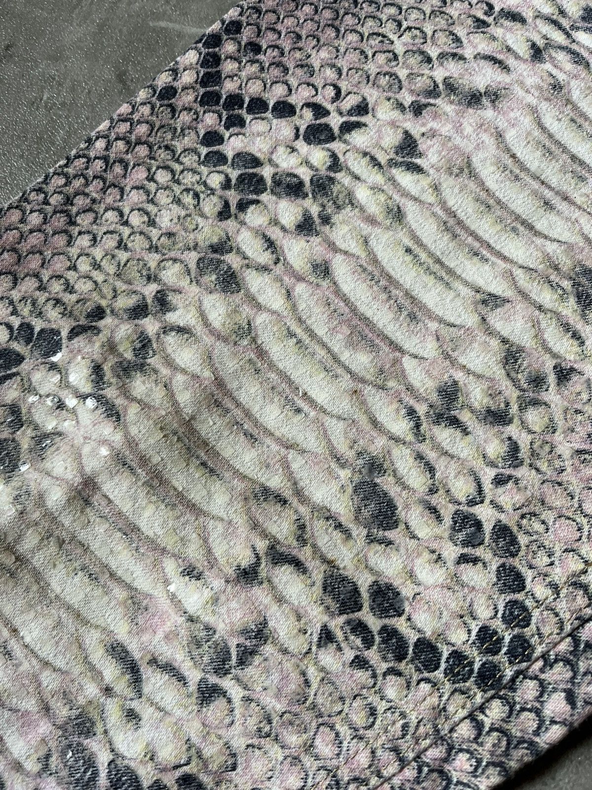 Roberto Cavalli Roberto Cavalli A/W 2002 Python effect pants very rare Size US 30 / EU 46 - 15 Thumbnail