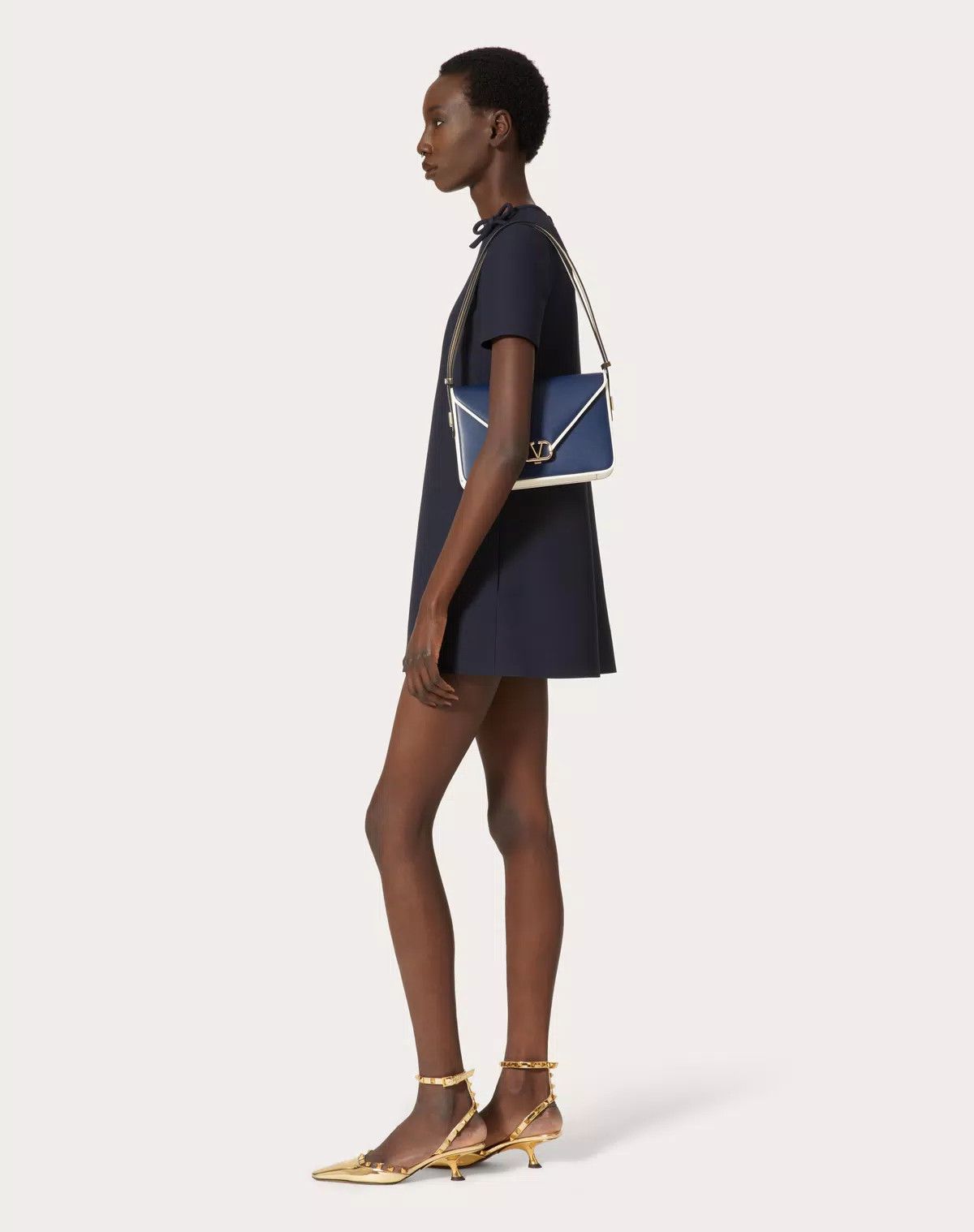 Valentino o1s1wg110625 Crepe Couture Short Dress in Navy Blue Size XS / US 0-2 / IT 36-38 - 3 Thumbnail