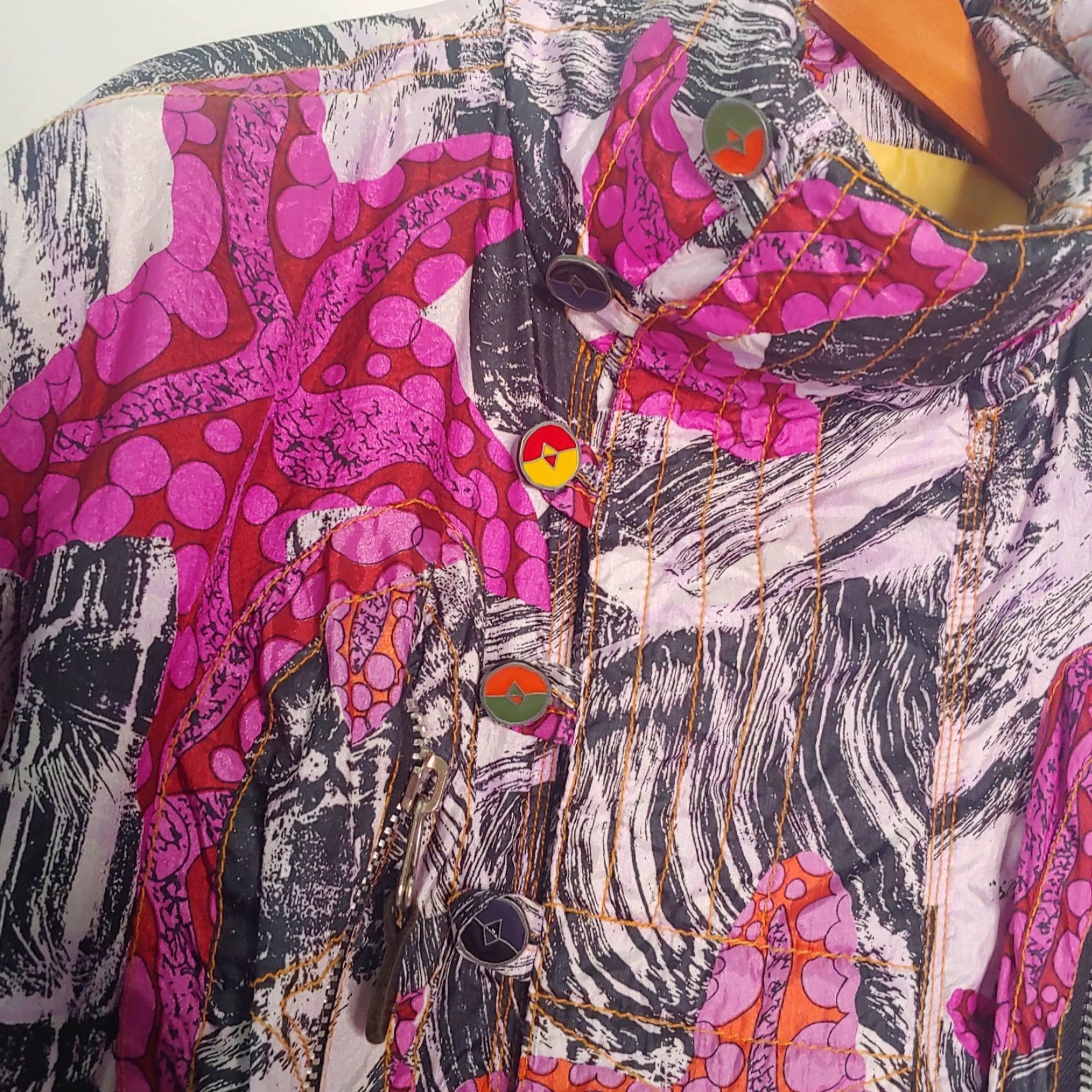 Vintage VINTAGE Fire & Ice Coat Women Ski Jacket All Over Print Abstract Starfish 90s Winter Nylon Polyester Full Zip Size M / US 6-8 / IT 42-44 - 5 Thumbnail