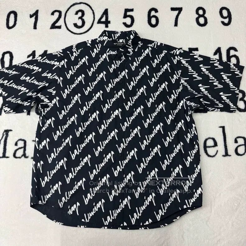 Balenciaga Balenciaga Fully Printed Letter Printed Short-Sleeve Shirt Size US XXS / EU 40 - 1 Thumbnail