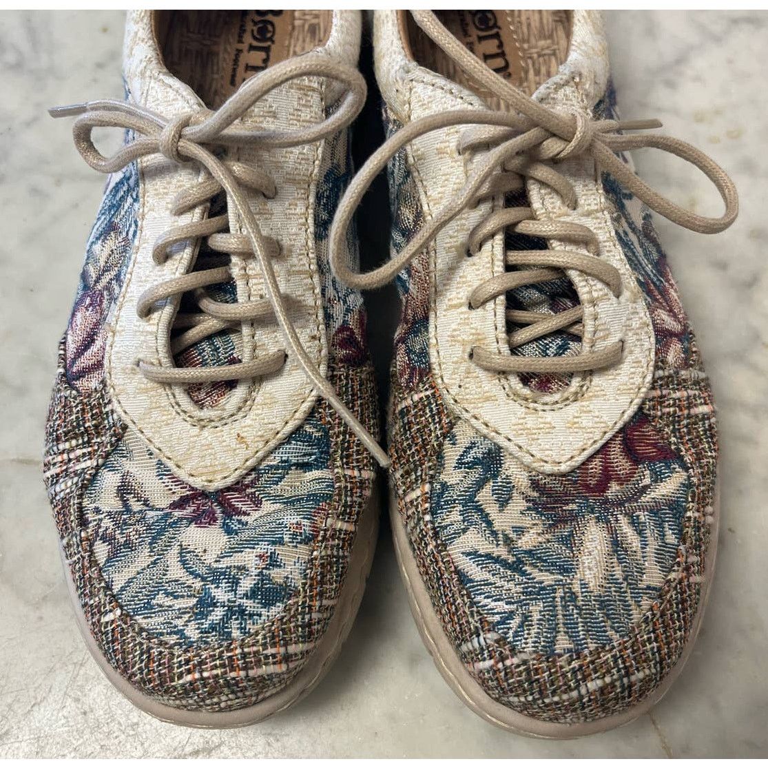 Born BORN Taza floral tapestry tweed sneakers size 8 Size US 8 / IT 38 - 8 Thumbnail