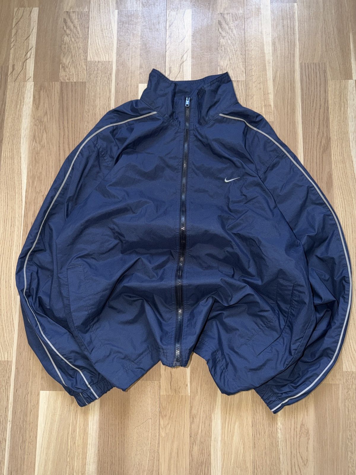 Nike Nike nylon zip track jacket mini swoosh 2000s drill rare Size US L / EU 52-54 / 3 - 2 Thumbnail