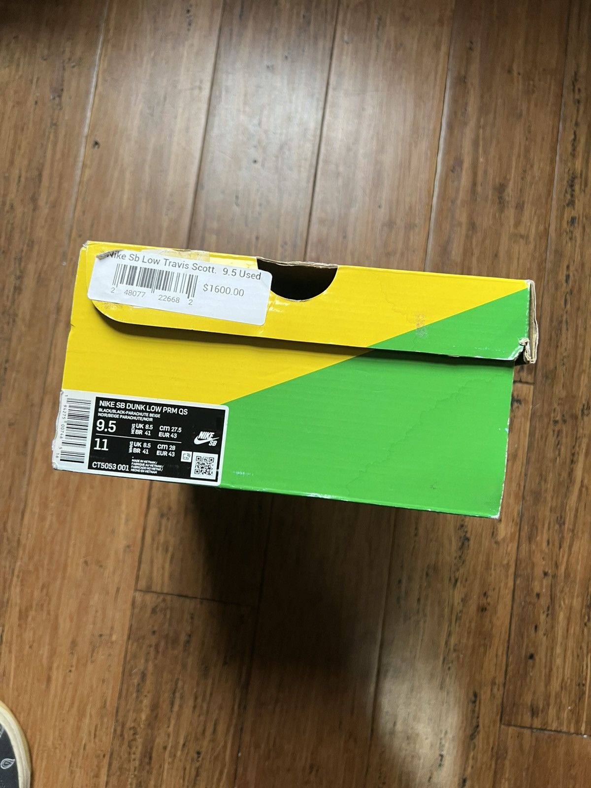 Nike × Travis Scott Travis Scott x Nike SB Dunk Low Size US 9.5 / EU 42-43 - 12 Thumbnail