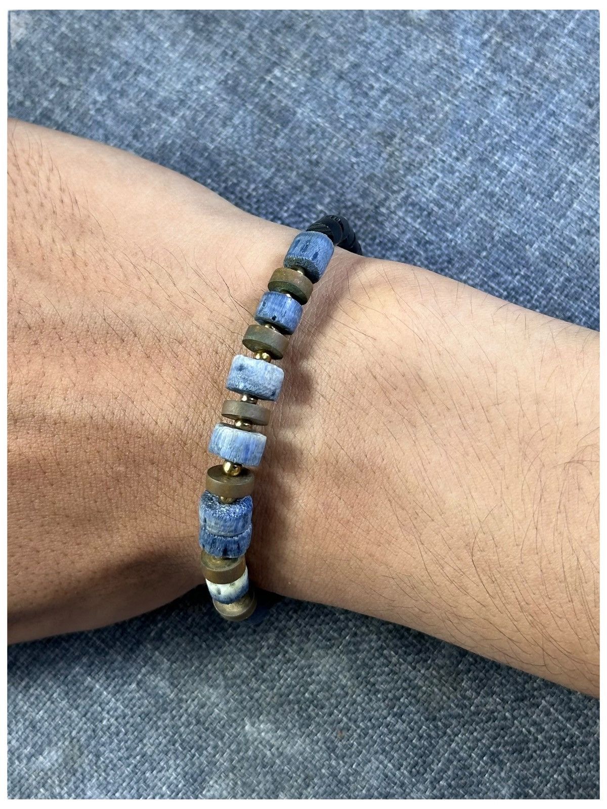 Vintage INDIGO BLACK CORAL HEISHI BEADS WITH SOLID BLASS BRACELET Size ONE SIZE - 3 Thumbnail