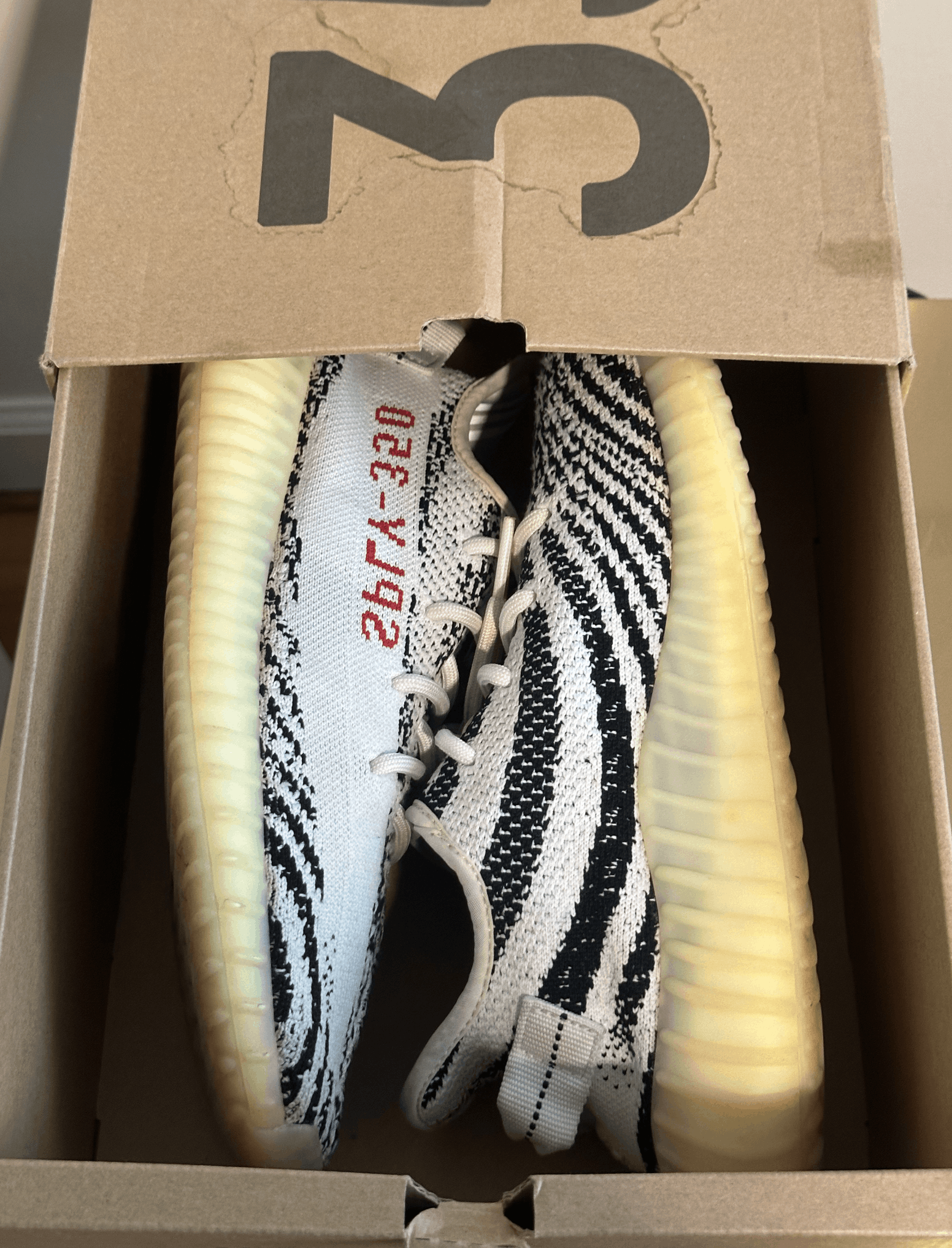 Adidas × Kanye West × Yeezy Yeezy Boost 350 V2 Zebra CP9654 Size US 9.5 / EU 42-43 - 1 Thumbnail