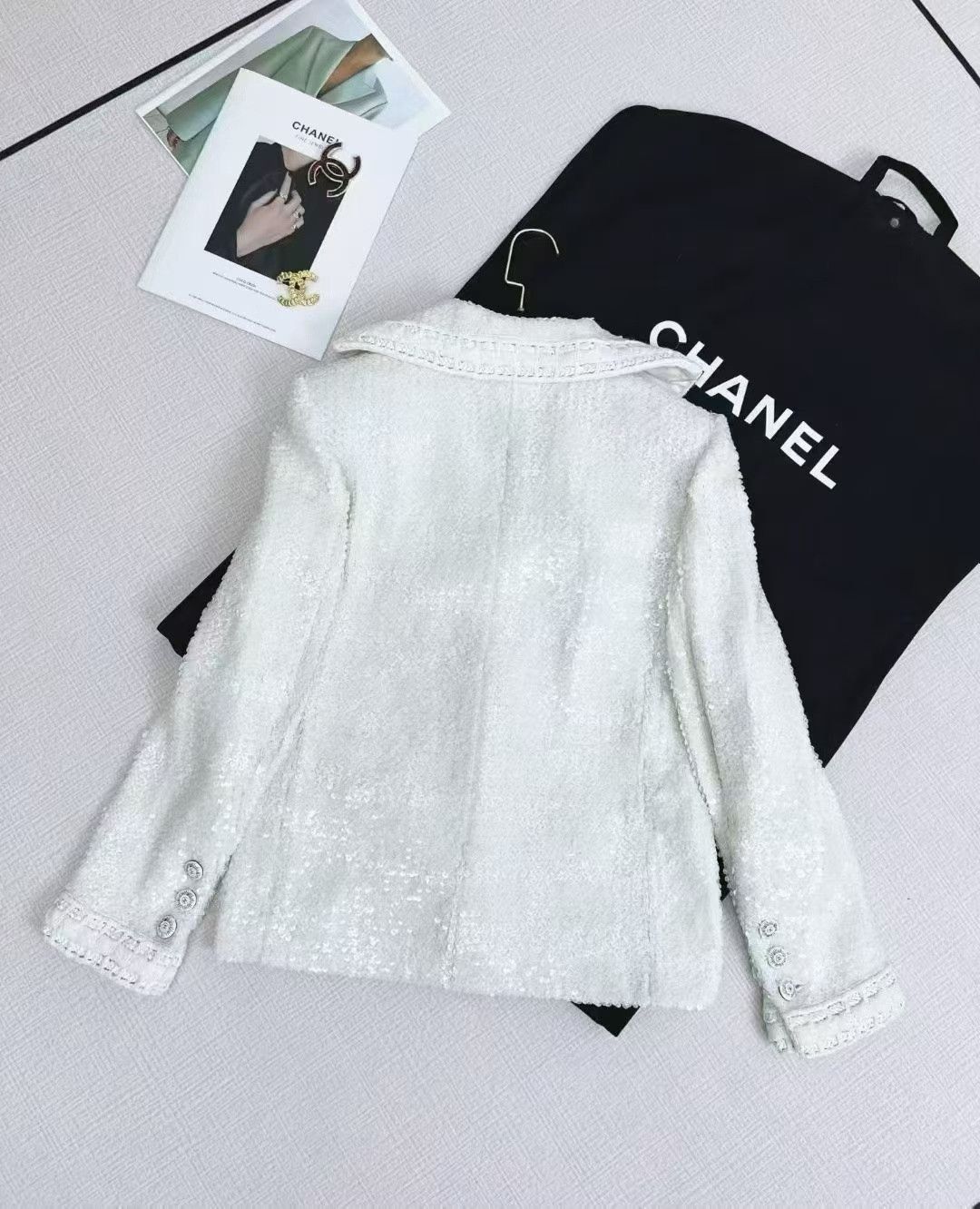 Chanel CHANEL Navy Collar Sequin Jacket Size US M / EU 48-50 / 2 - 2 Thumbnail