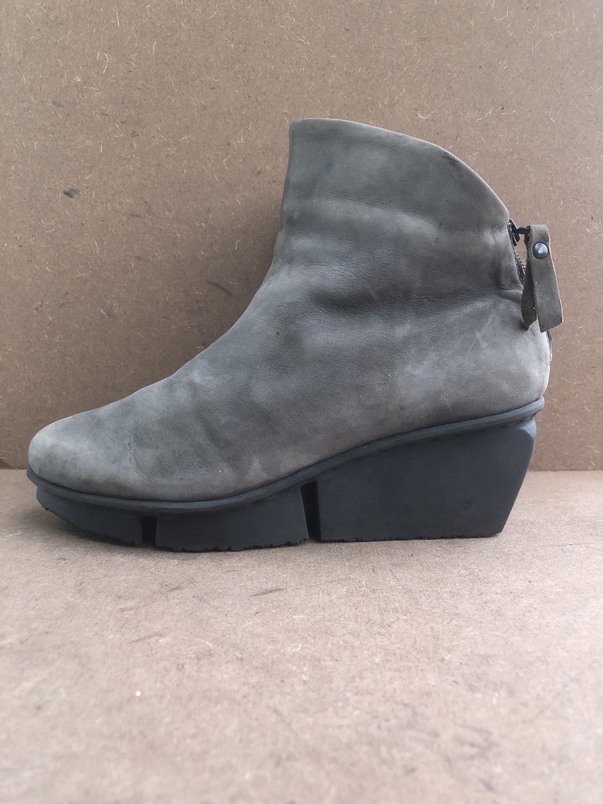 Trippen Trippen Grey Leather Women’s Boot Size 38 Size US 7 / IT 37 - 2 Thumbnail