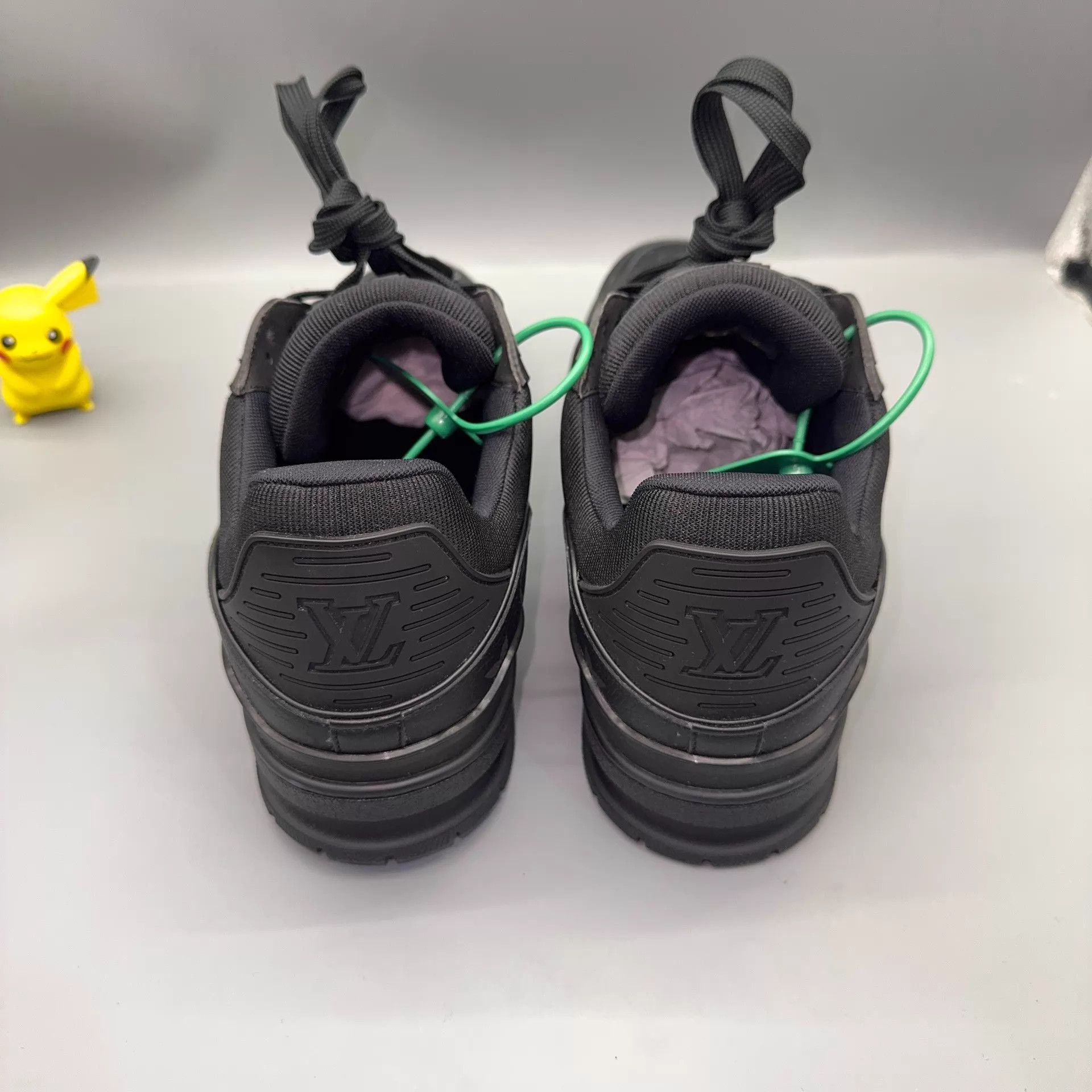 Louis Vuitton LOUIS VUITTON Trainer Black 43 Size US 10 / EU 43 - 3 Thumbnail