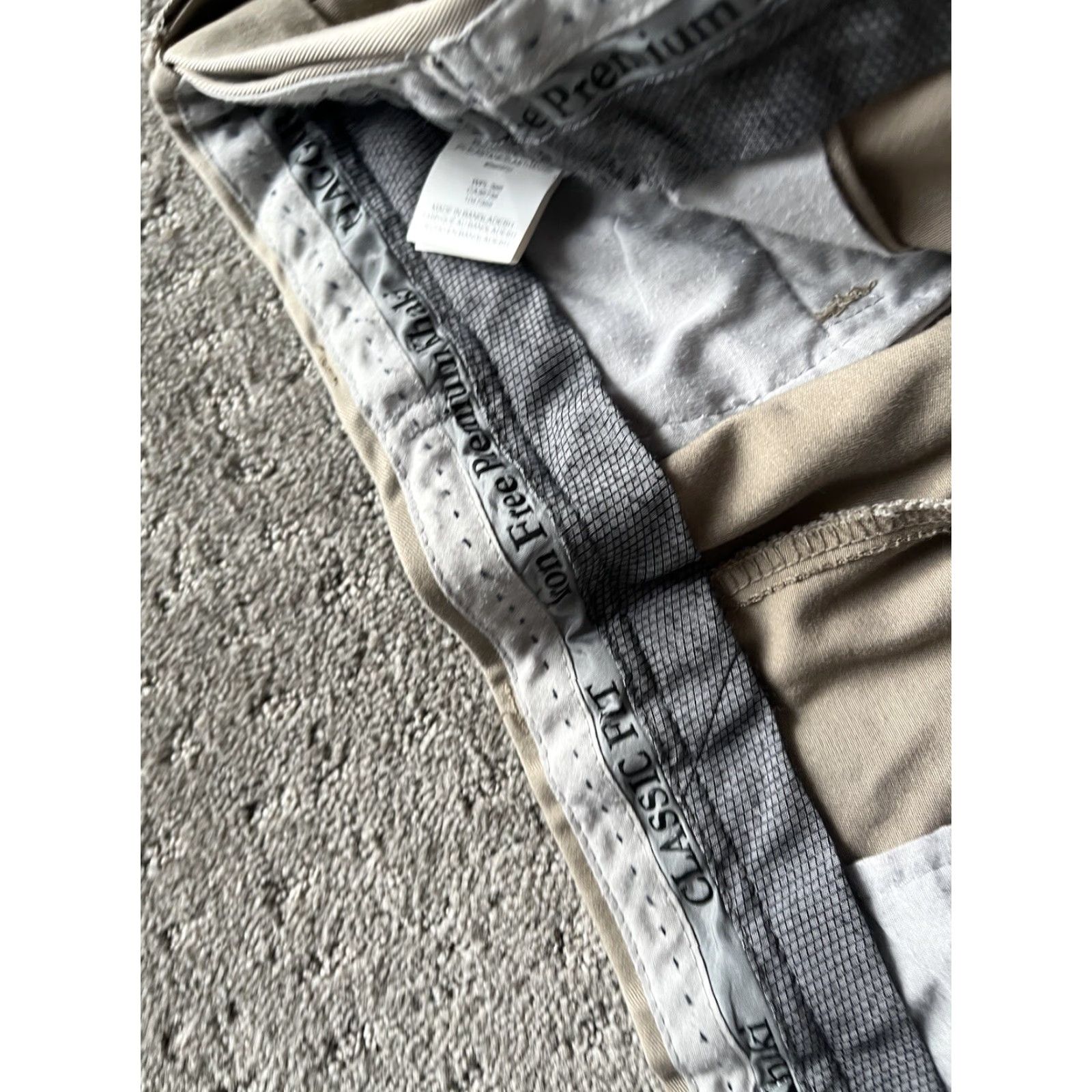 Haggar HAGGAR Pants Mens 34x34 Beige Pleated Premium Classic Fit Adult Regular 34" Inseam Dress Pants Mens Clothing Beige 34 Inseam 34 Men’s Size US 34 / EU 50 - 5 Thumbnail