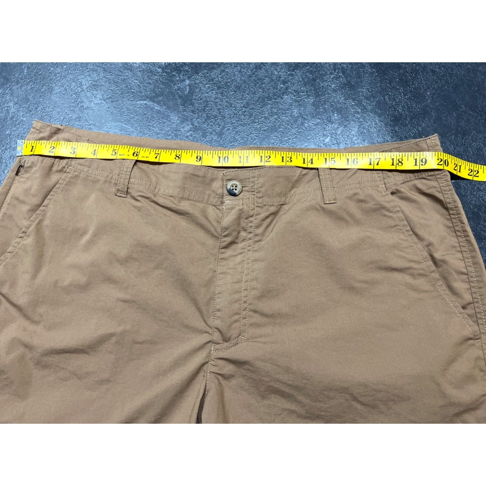 Vintage Columbia Brown Hiking Shorts Mens Size 38 Regular Cotton Activewear Size US 40 / EU 56 - 2 Thumbnail
