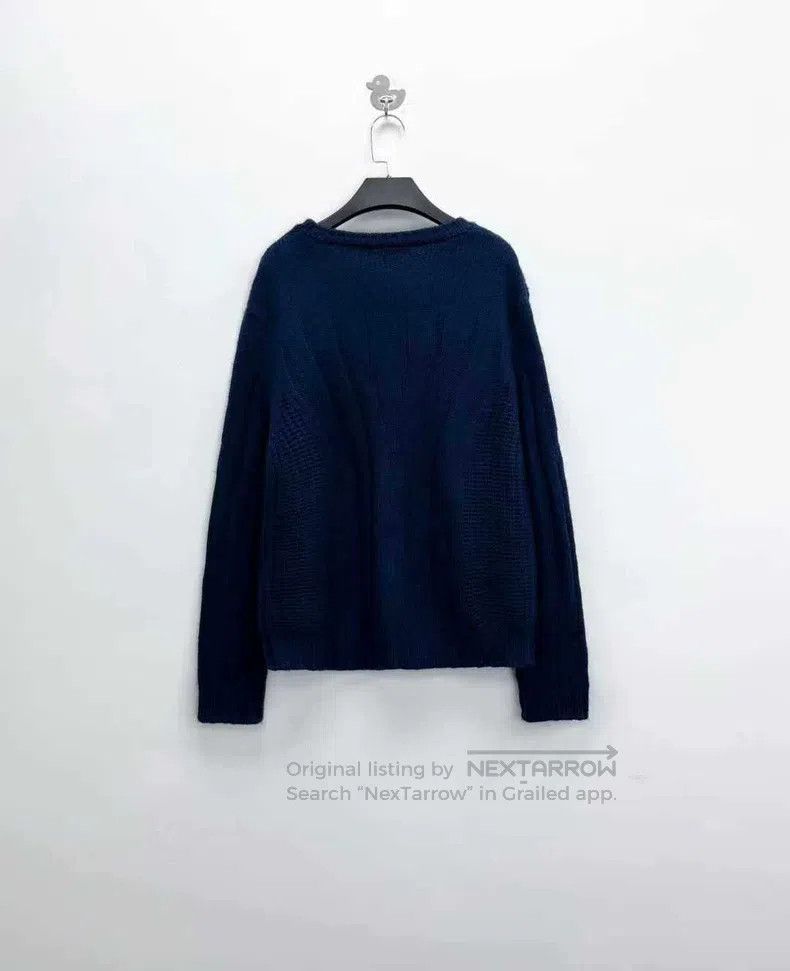 Fendi Fendi Navy Blue Hem Letter Logo Embellished Wool Knit Swea Size US L / EU 52-54 / 3 - 2 Thumbnail